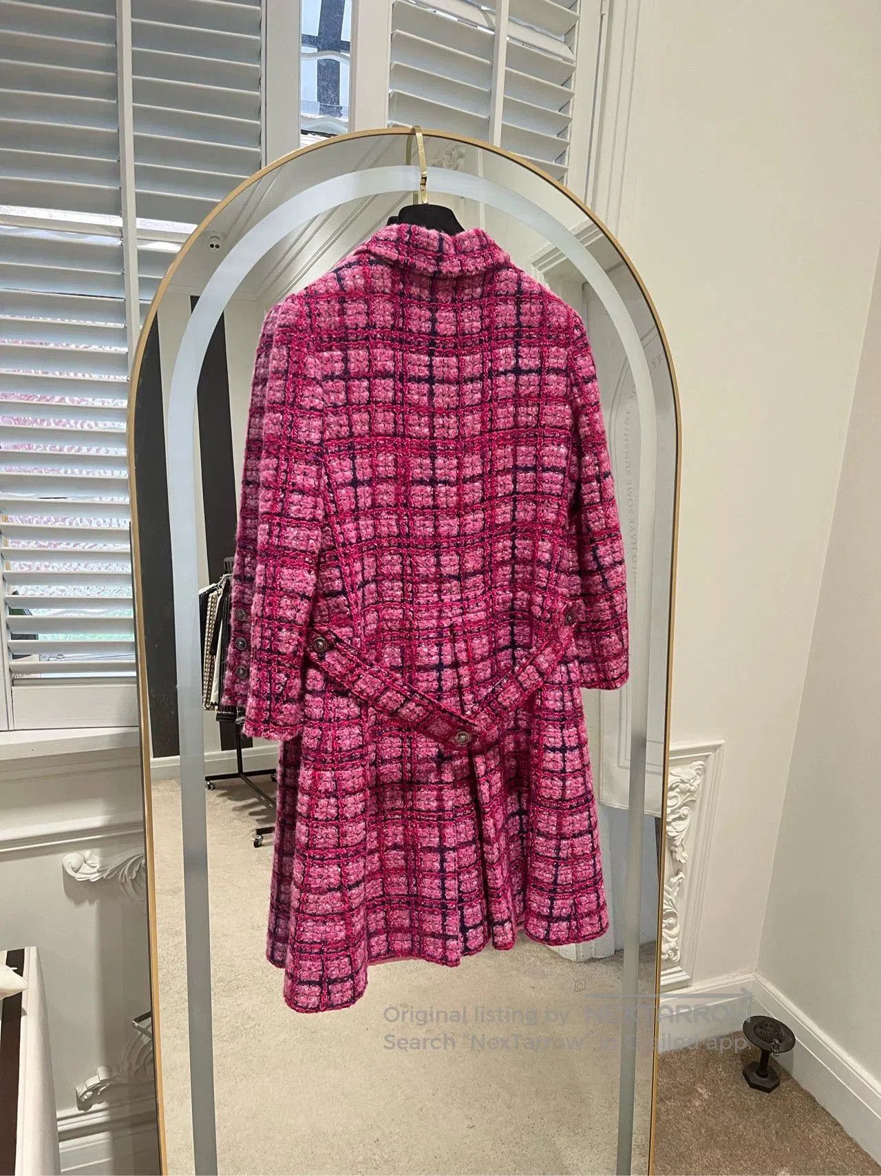 Chanel Chanel 24K Pink Plaid Lion Buckle Coat. Size US M / EU 48-50 / 2 - 2 Thumbnail