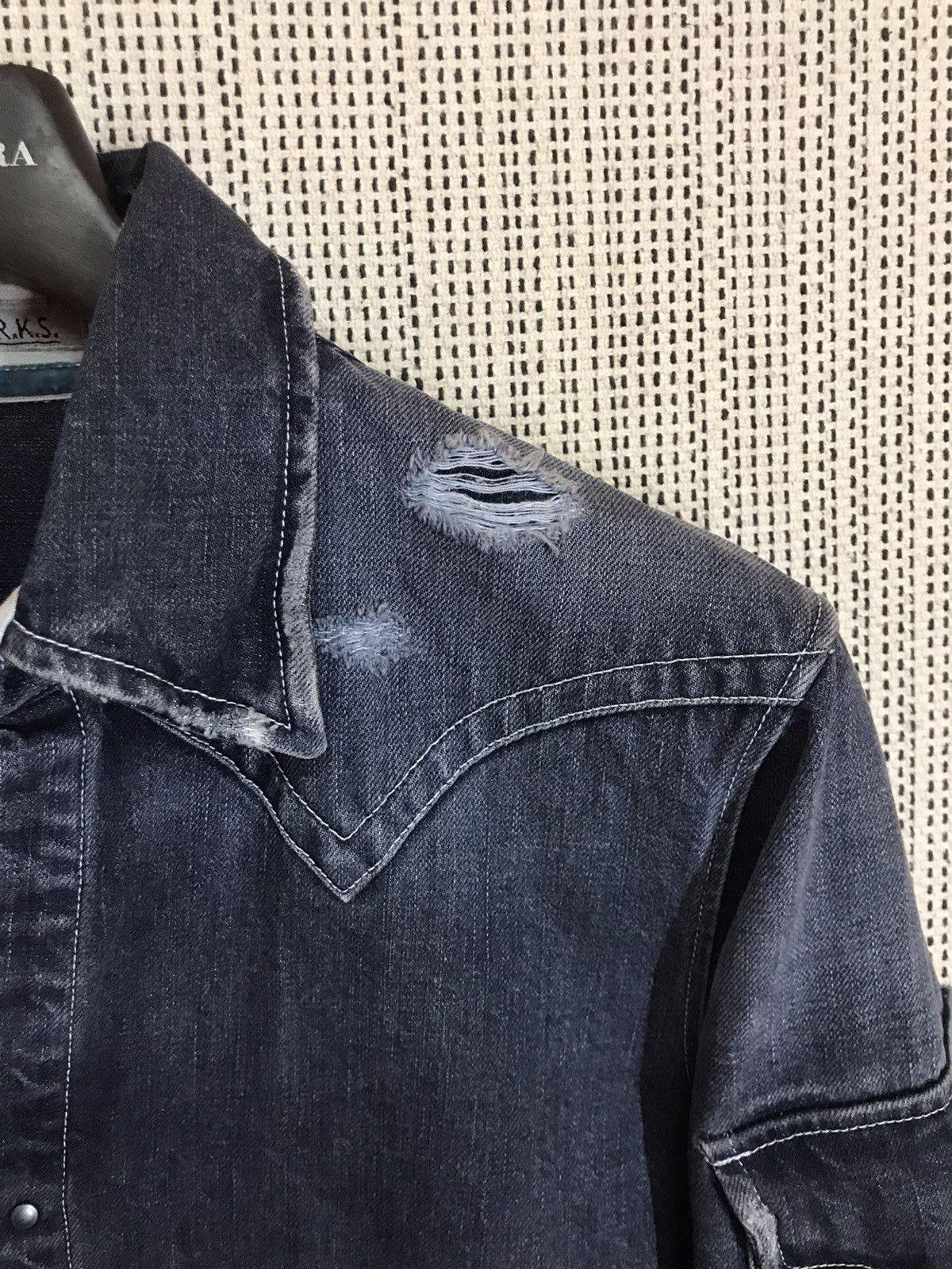 FranCisT MOR.K.S 🔥FRANCIST MOR K.S JACKET NO BUTTON DISTRESSED DESIGN🔥 Size US M / EU 48-50 / 2 - 4 Thumbnail