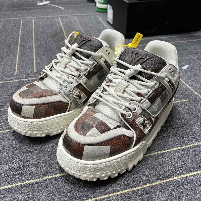 Louis Vuitton Louis Vuitton Trainer Maxi Low Top Sneakers 0079 Size US 7.5 / EU 40-41 - 1 Thumbnail