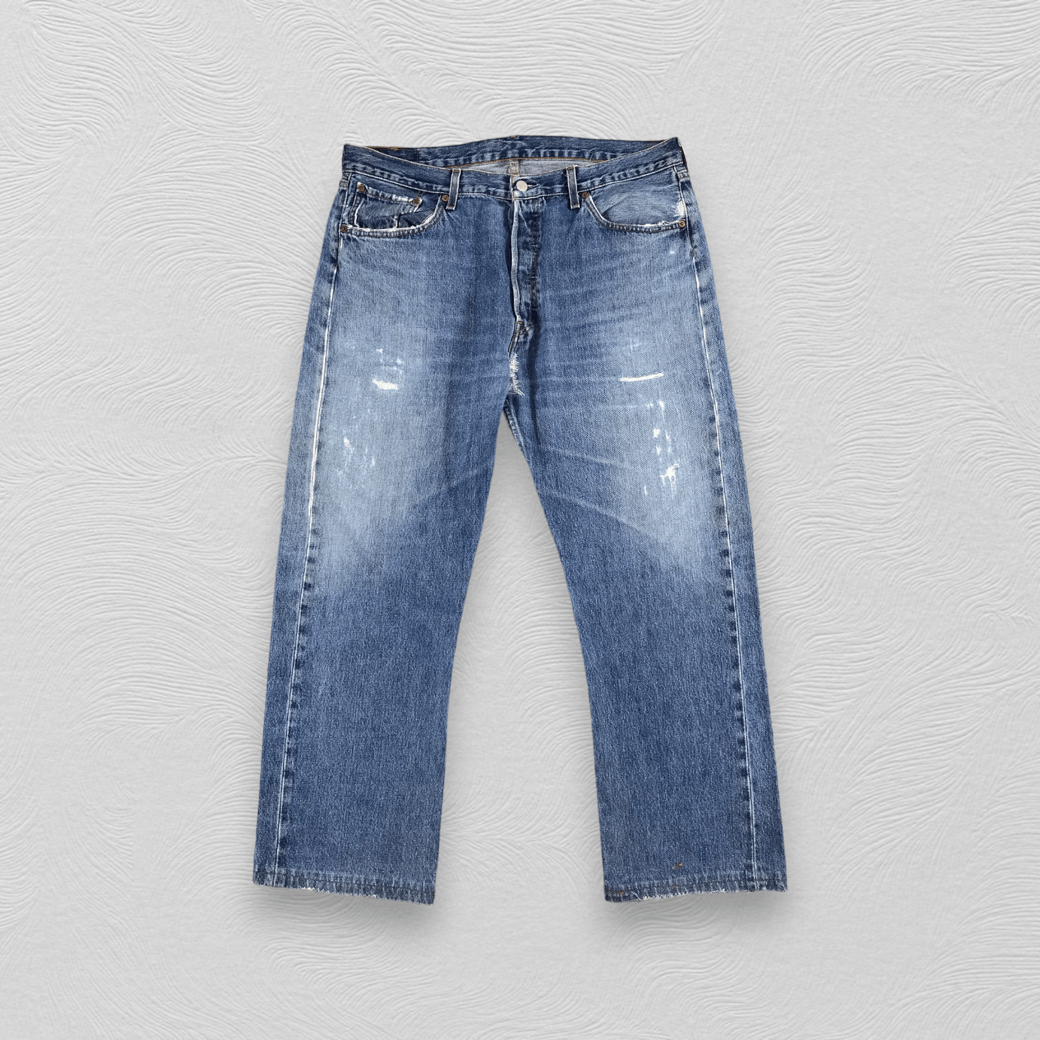 Levi's Vintage Levis 501 Jeans Faded Blue Distressed Denim KJ612 Size US 38 / EU 54 - 1 Thumbnail