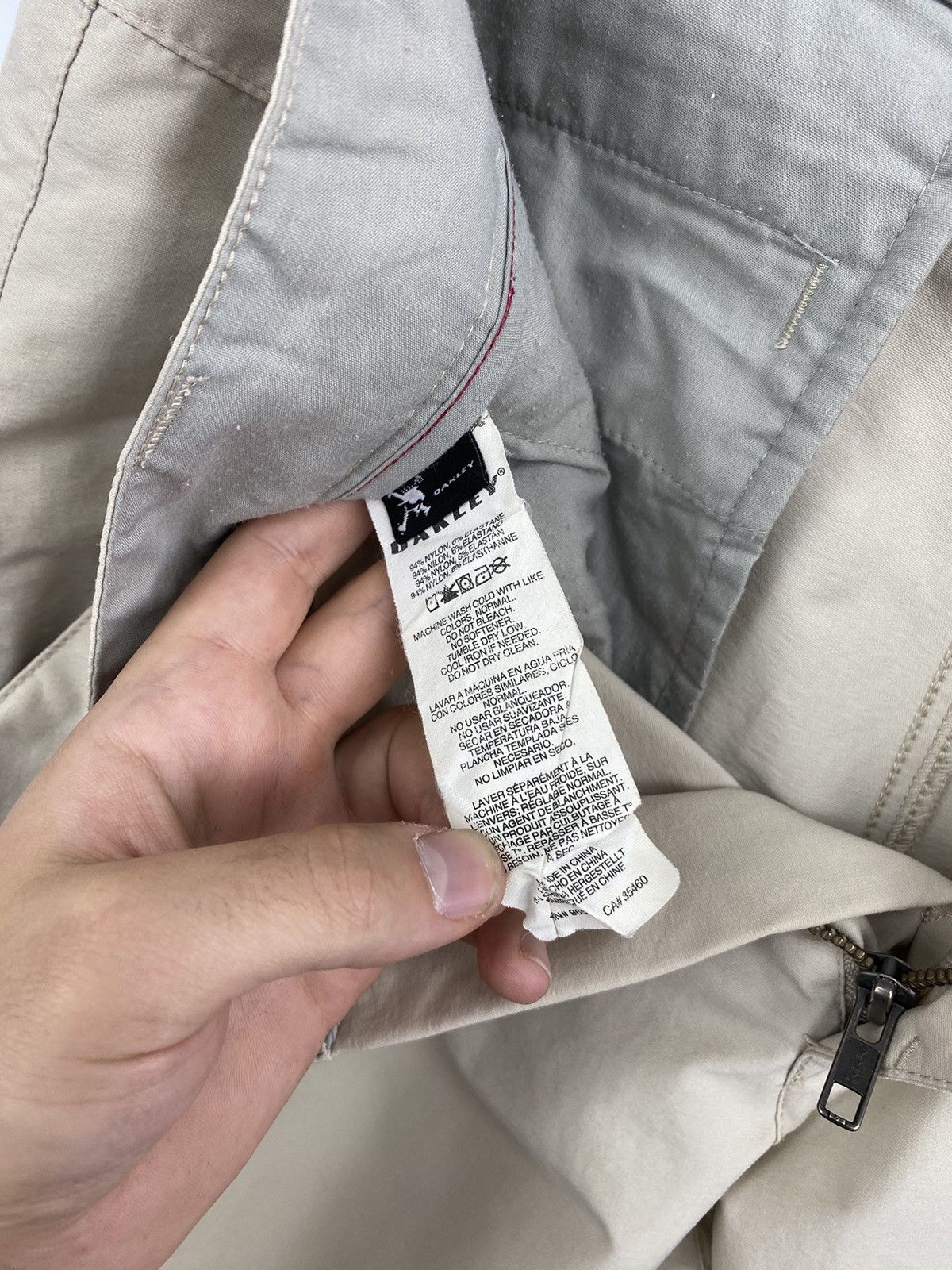 Oakley 🇺🇸 Y2K Oakley Cargo Multipocket Shorts Military Style Rare Size US 36 / EU 52 - 7 Thumbnail