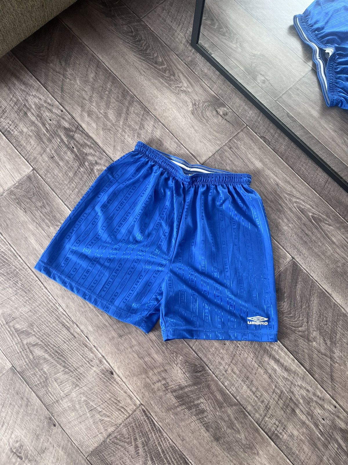 Umbro Umbro Vintage Y2K Monogram Shorts Size M Size US 32 / EU 48 - 3 Thumbnail