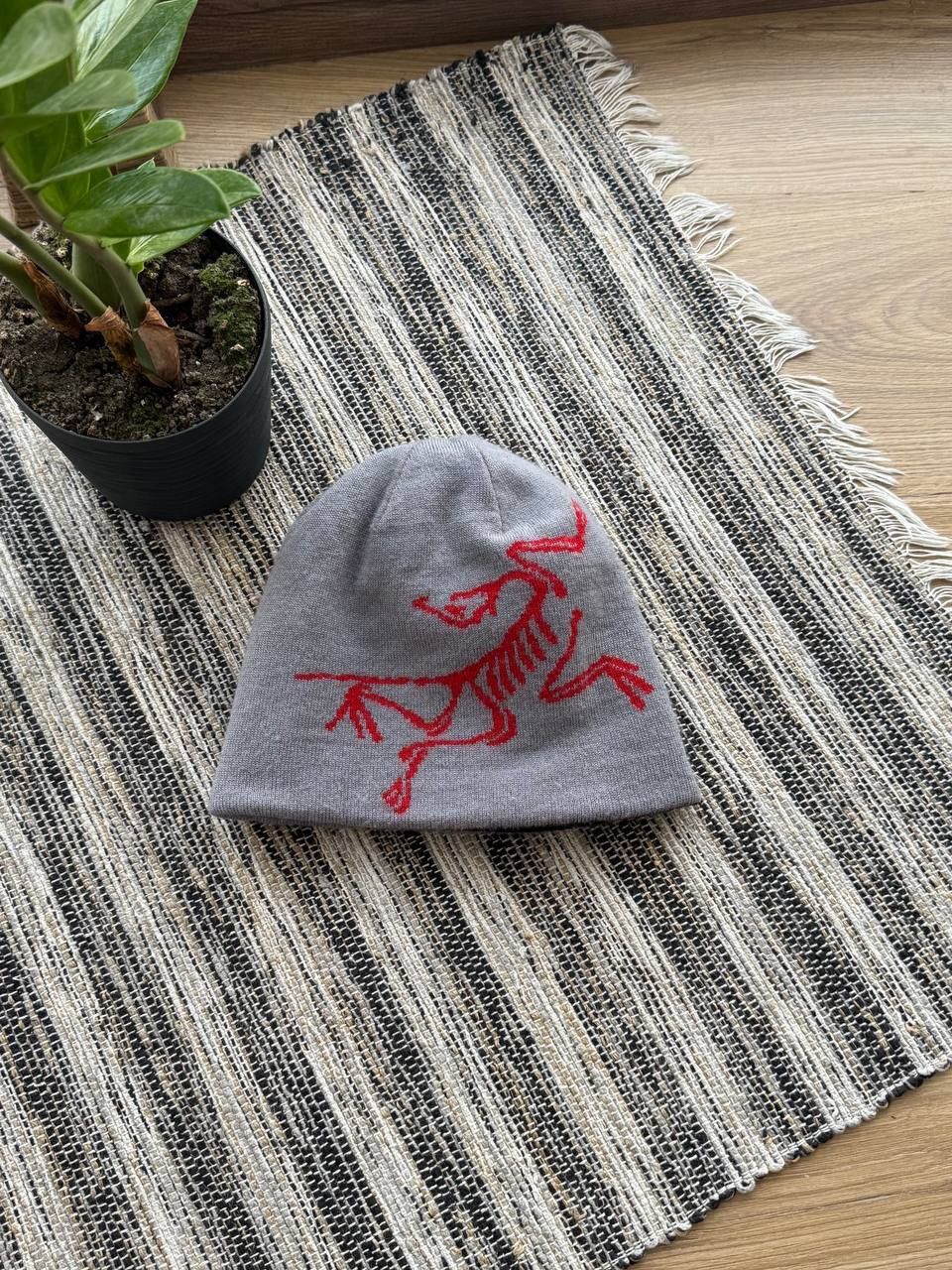 Arc'teryx ARCTERYX HAT REVERSIBLE DOUBLESIDE VINTAGE LOGO BIRD FLEECE Size ONE SIZE - 2 Thumbnail