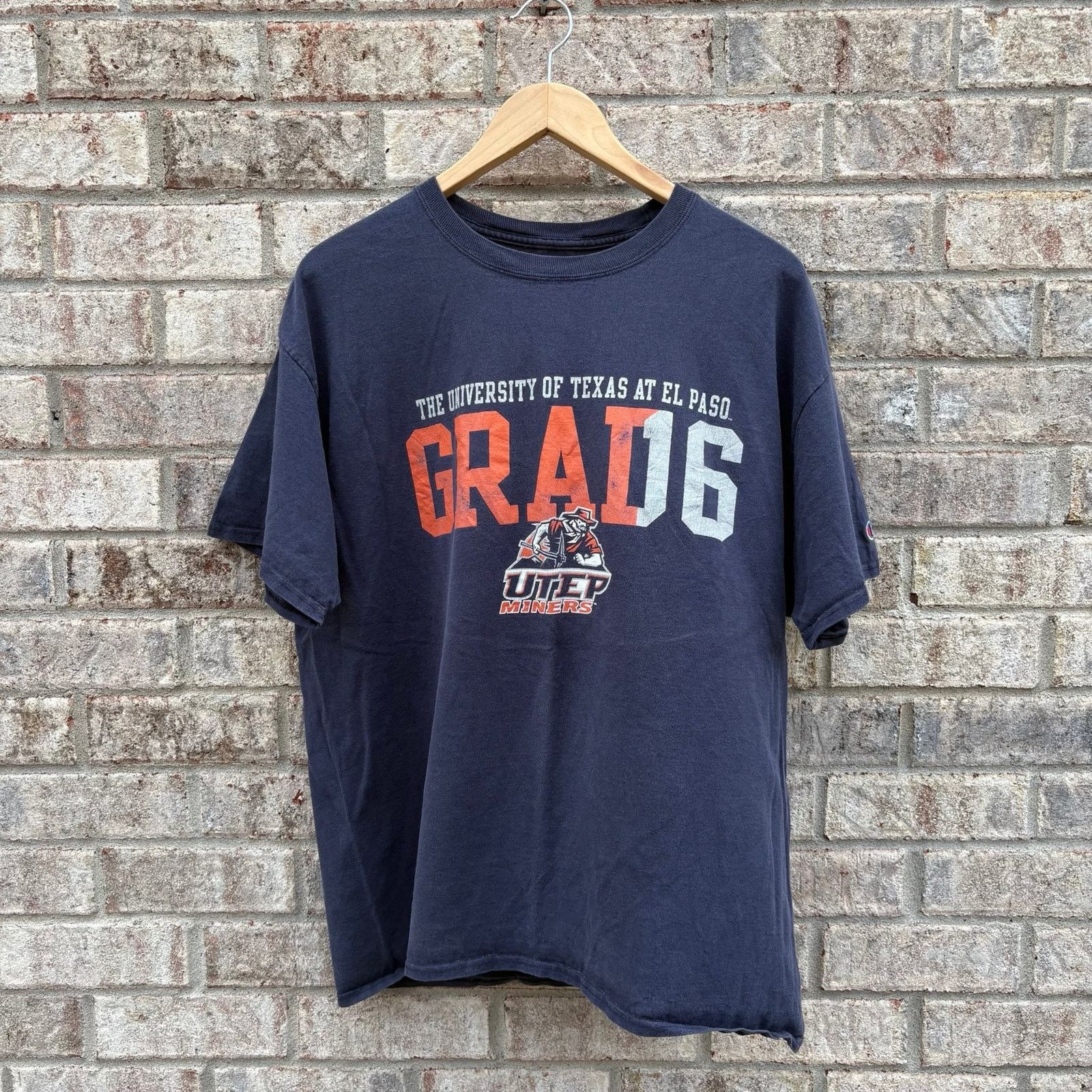Champion UTEP t shirt Size US XL / EU 56 / 4 - 1 Thumbnail