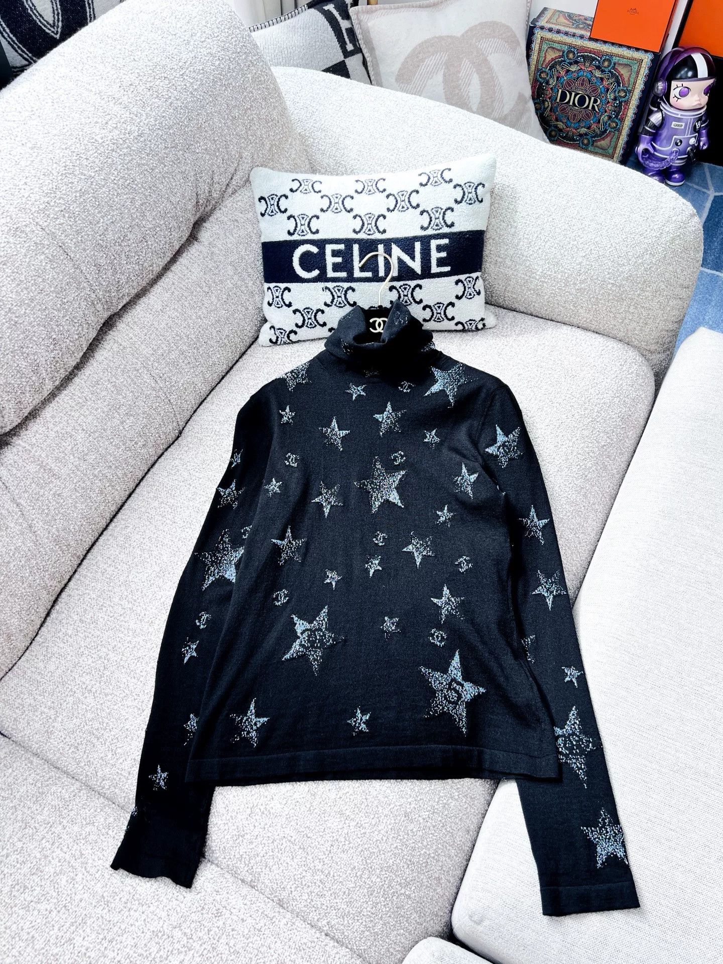 Chanel Chanel Coco Neige Star Embroidered Knit Top Size US S / EU 44-46 / 1 - 1 Thumbnail