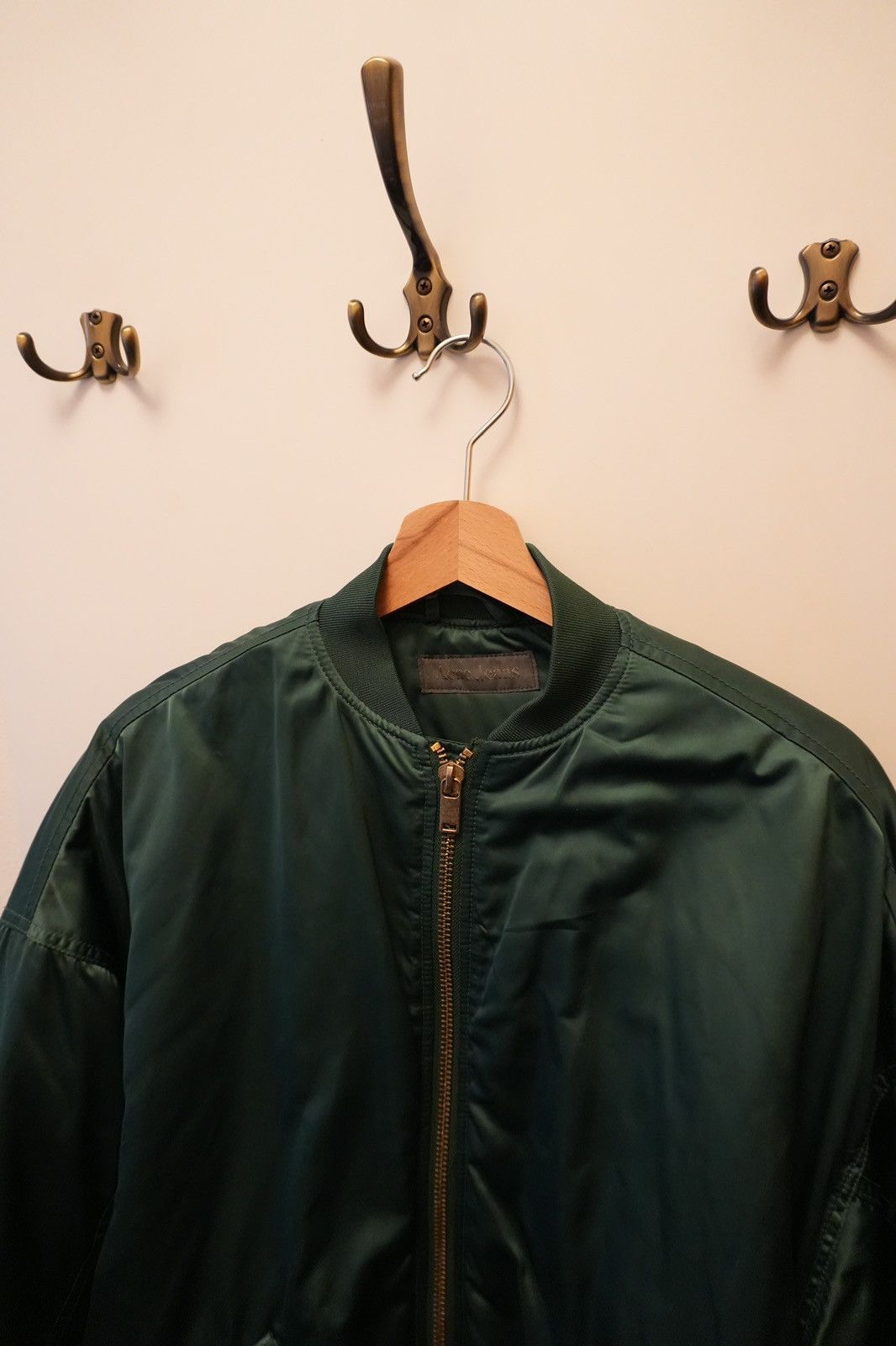 Acne Studios (offers🤝)Acne Studio Bomber (fits M great)💫 Size US M / EU 48-50 / 2 - 4 Thumbnail