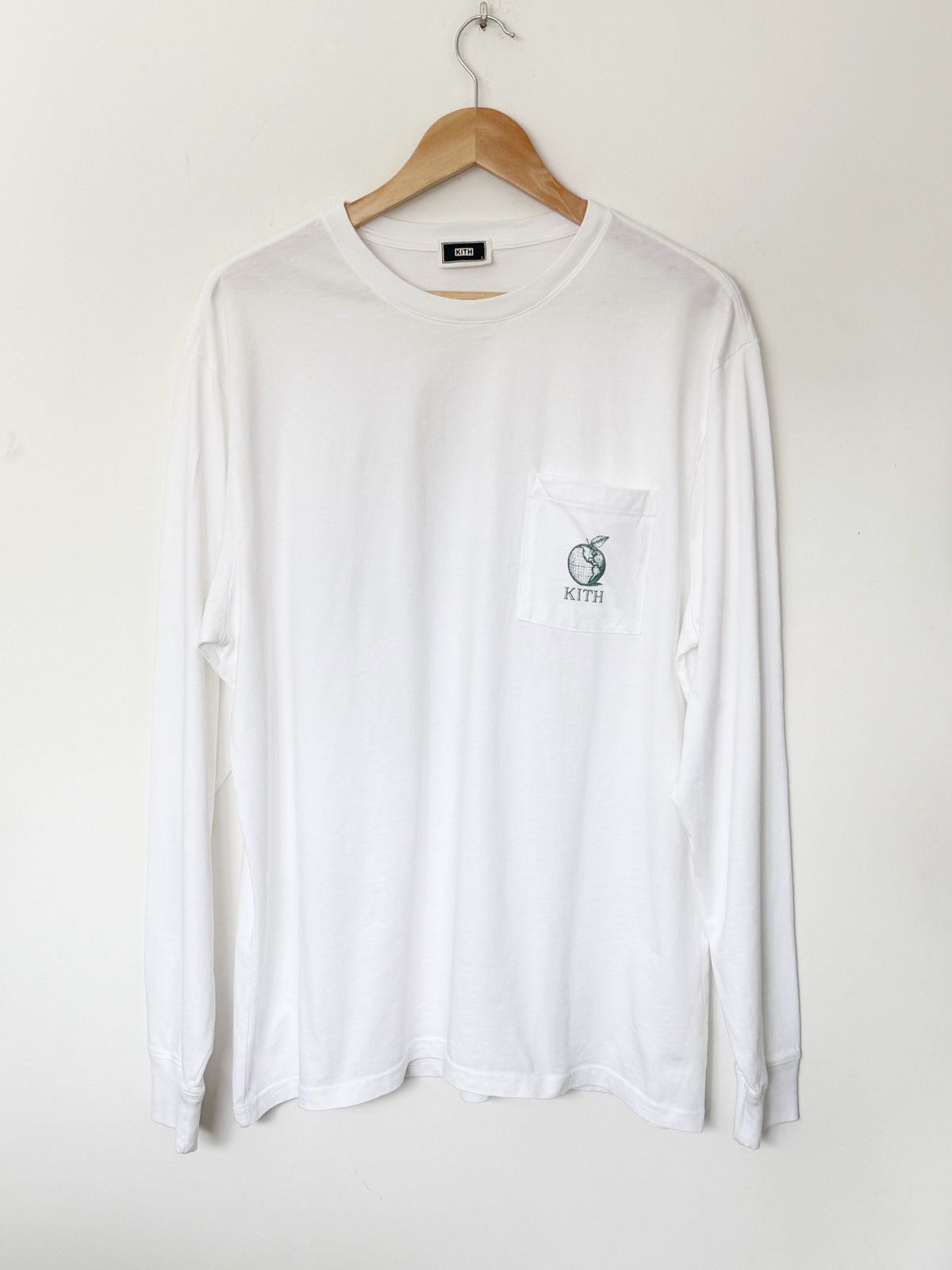Kith × Vintage Kith Apple Statue of Liberty LSTee Size US L / EU 52-54 / 3 - 2 Thumbnail