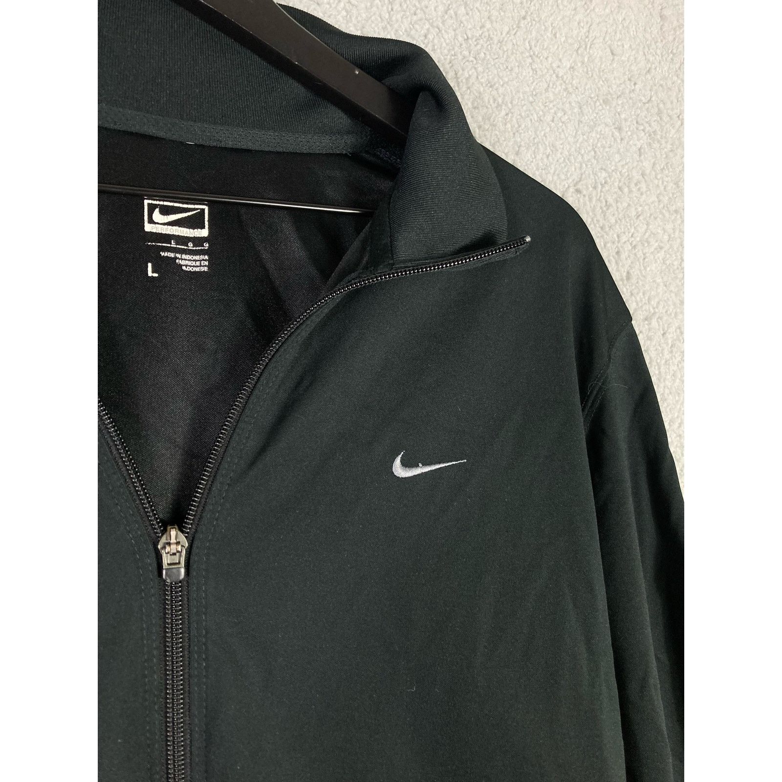 Nike Nike Performance Jacket Full Zip Black L Athletic Outerwear Size US L / EU 52-54 / 3 - 3 Thumbnail
