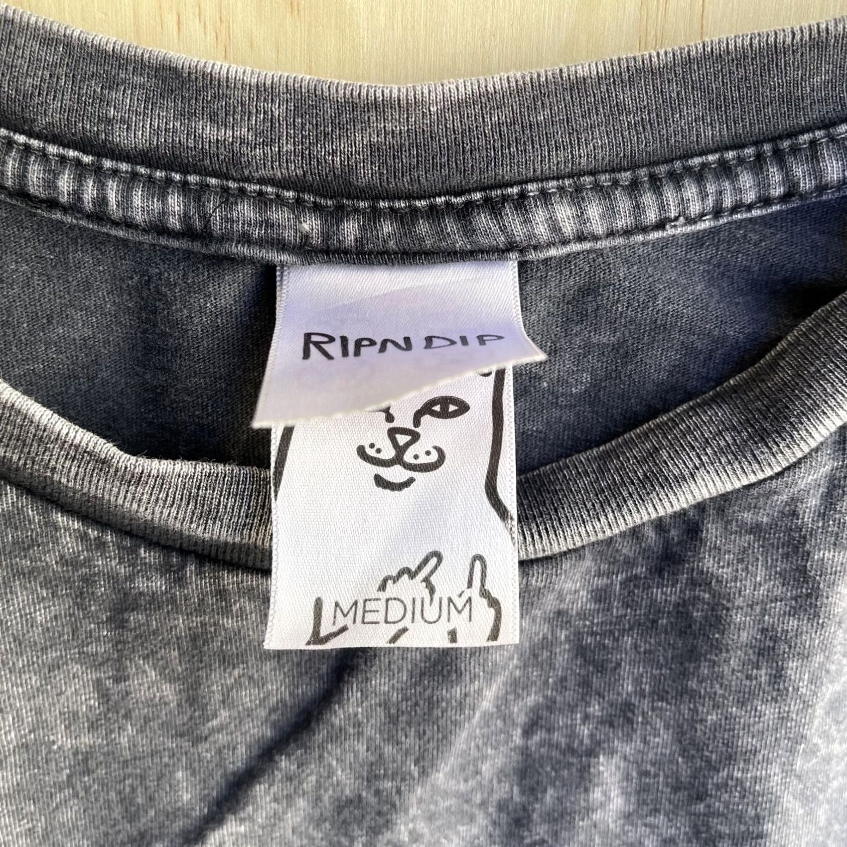 RIPNDIP RIPNDIP Shirt Mens Medium Gray Cat Yin Yang Graphic Double Sided Tee T-Shirt Size US M / EU 48-50 / 2 - 3 Thumbnail