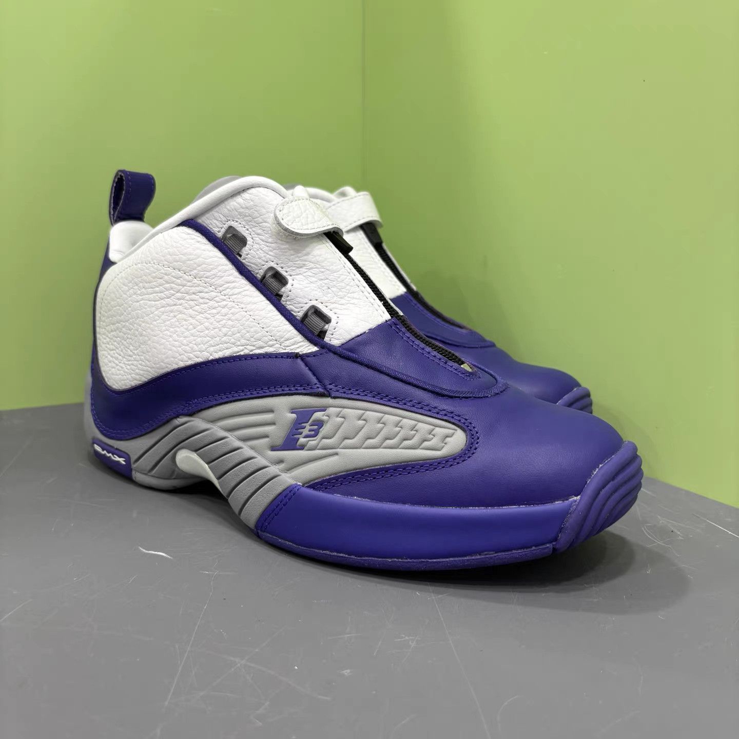 Reebok Reebok Answer 4 Basketball Shoes K15 Size US 9.5 / EU 42-43 - 3 Thumbnail