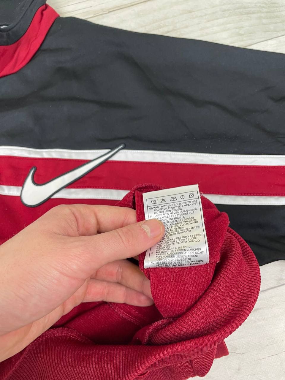 Nike Vintage Nike Big Swoosh Tracksuit Jacket and Pants 90s Y2K Size US M / EU 48-50 / 2 - 14 Thumbnail