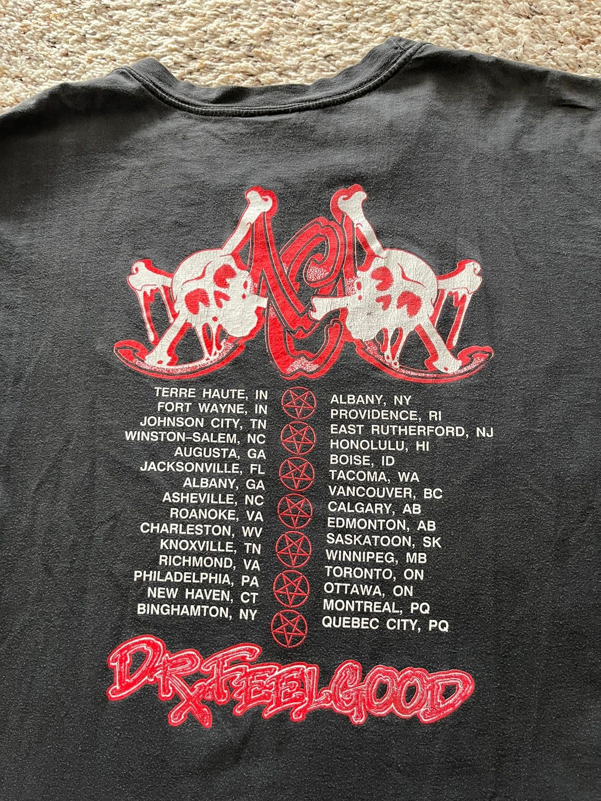 Vintage Vintage 1989 Motley Crüe Dr Feel Good Tour Shirt Size US M / EU 48-50 / 2 - 4 Thumbnail