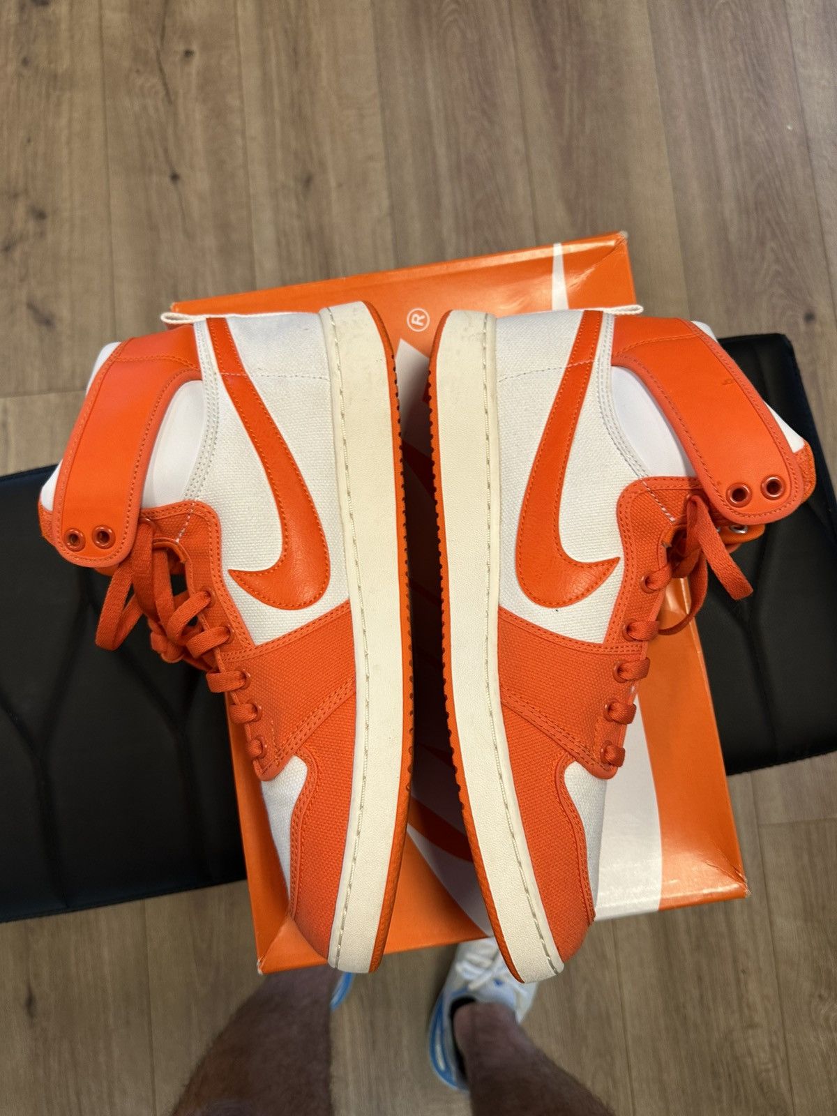 Nike Jordan 1 Retro Size US 12 / EU 45 - 6 Thumbnail