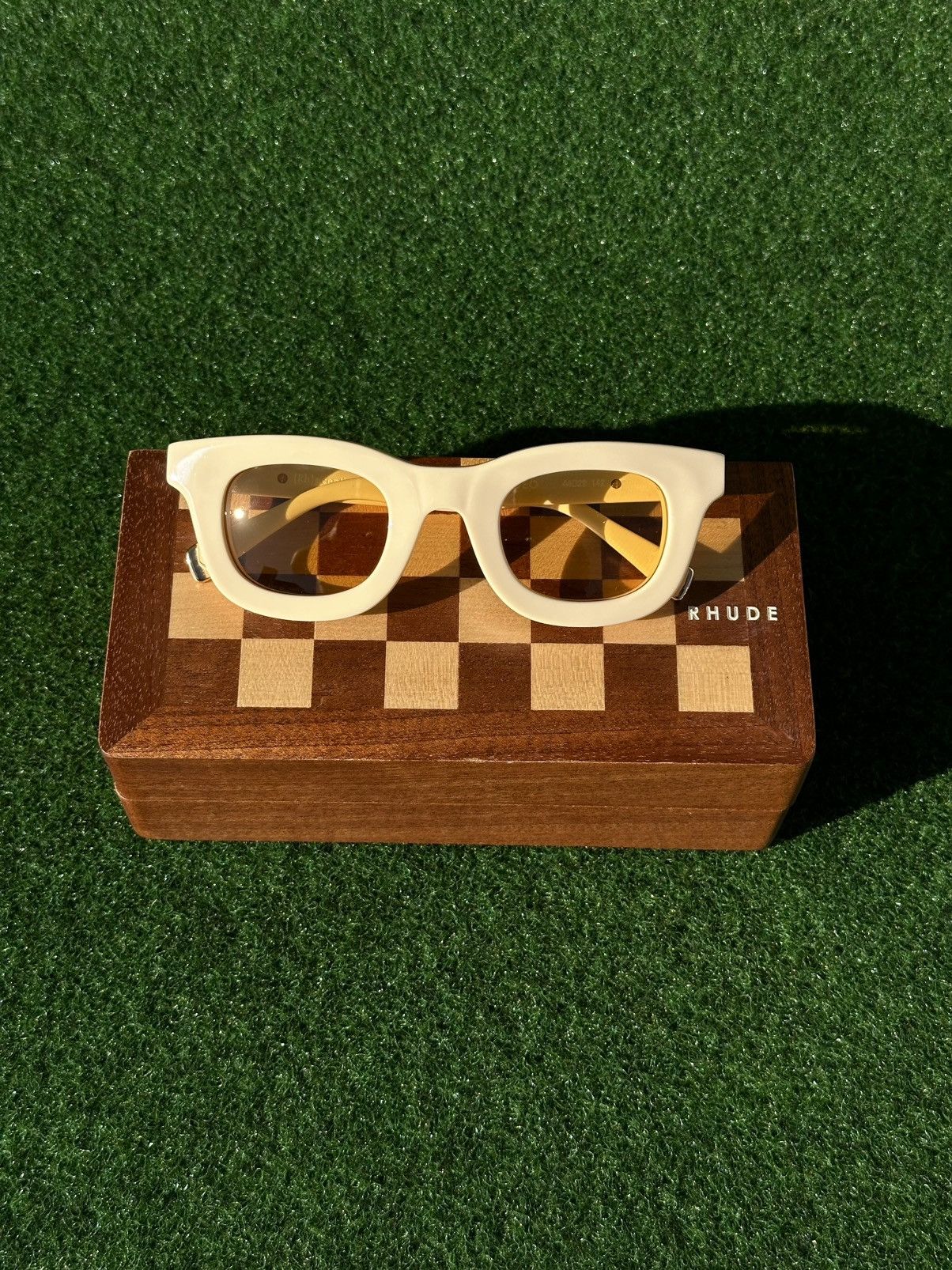 Rhude Rhude WHITE NEW RHODEO FRAME SUNGLASSES SIZE OS Size ONE SIZE - 2 Thumbnail