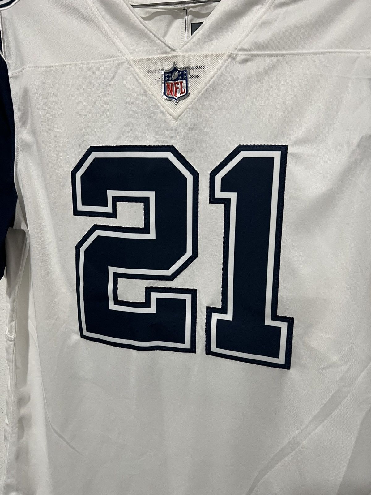 NFL Ezekiel Elliott Jersey Size US L / EU 52-54 / 3 - 3 Thumbnail