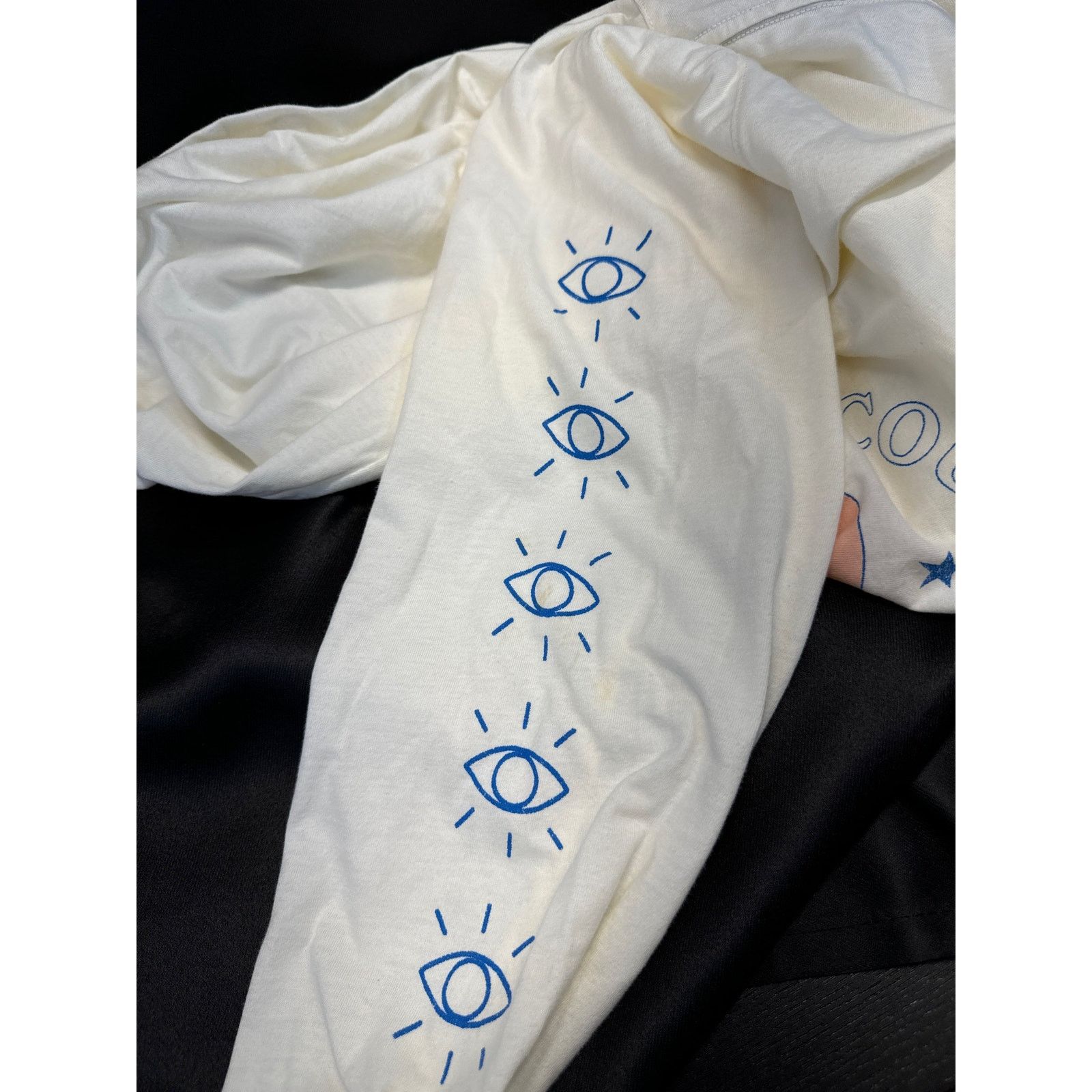Chubbies Chubbies "Desert Lowland" Cream Longsleeve Tee men sz M Size US M / EU 48-50 / 2 - 7 Thumbnail