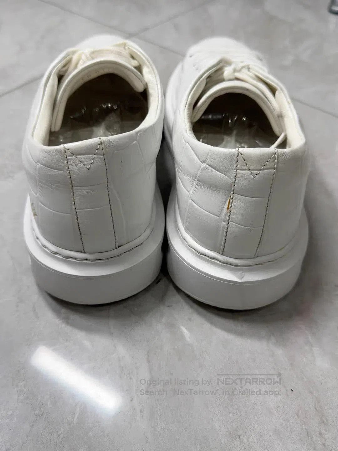 Louis Vuitton White Low-Top Sneakers Size 7. Size US 7 / EU 40 - 4 Thumbnail