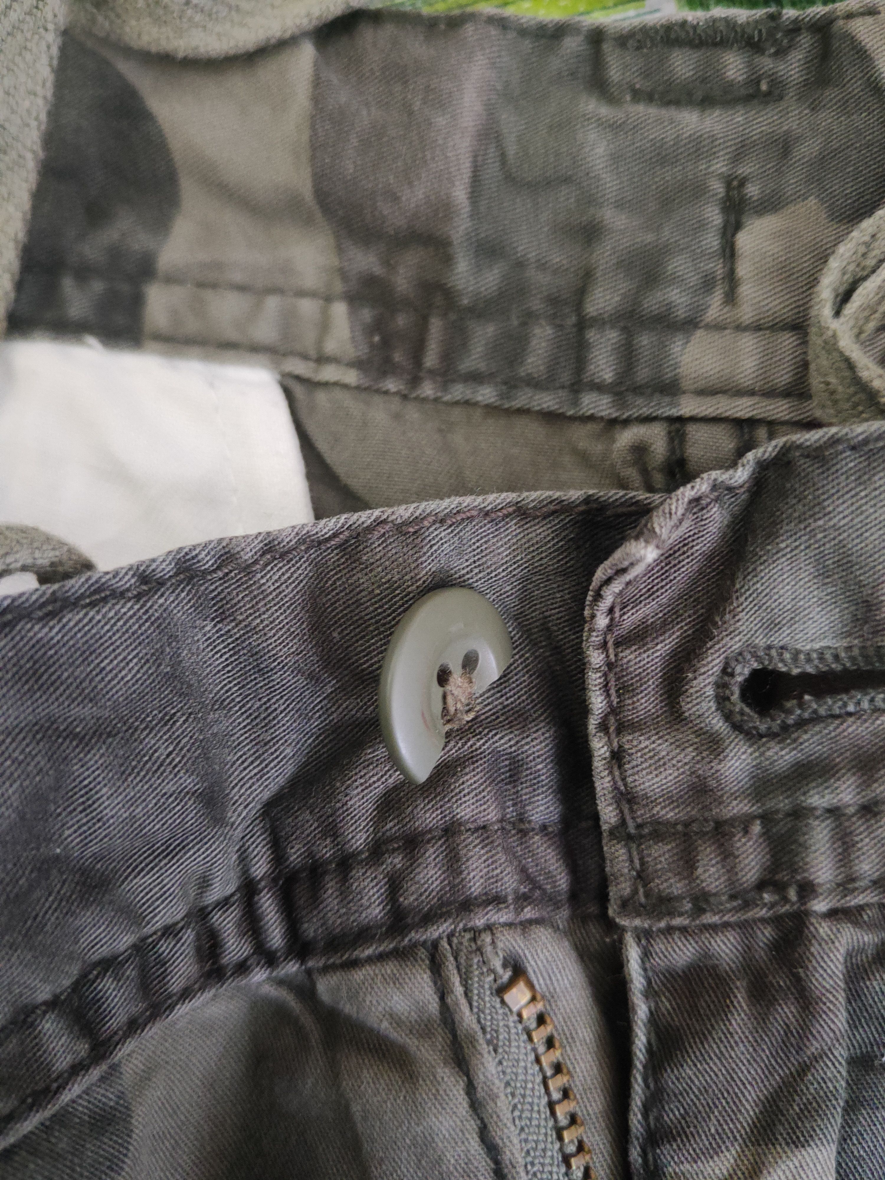 Japanese Brand DL Uniqlo Camouflage Multipocket Cargo Pants #46-259T Size US 32 / EU 48 - 16 Thumbnail