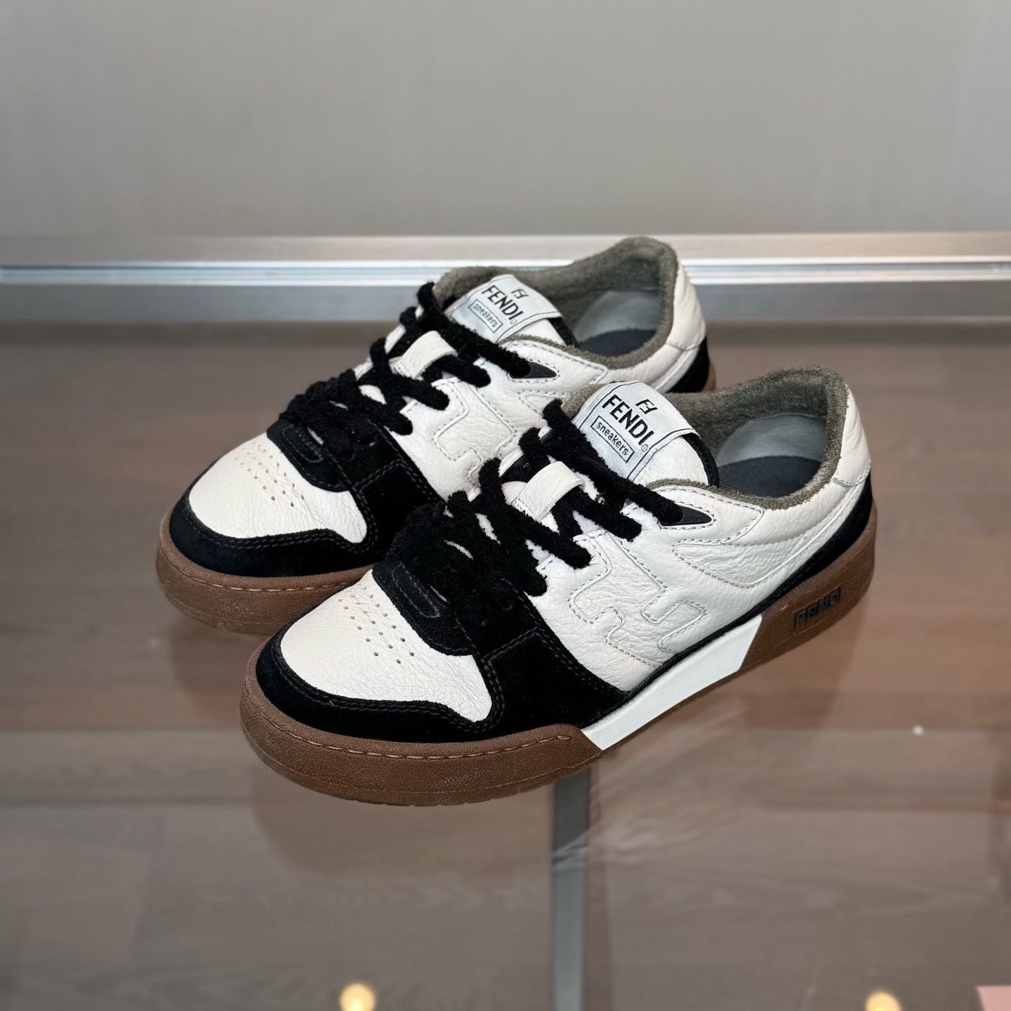 Fendi Fendi Match White Black Brown Sneakers Size US 7 / IT 37 - 1 Thumbnail