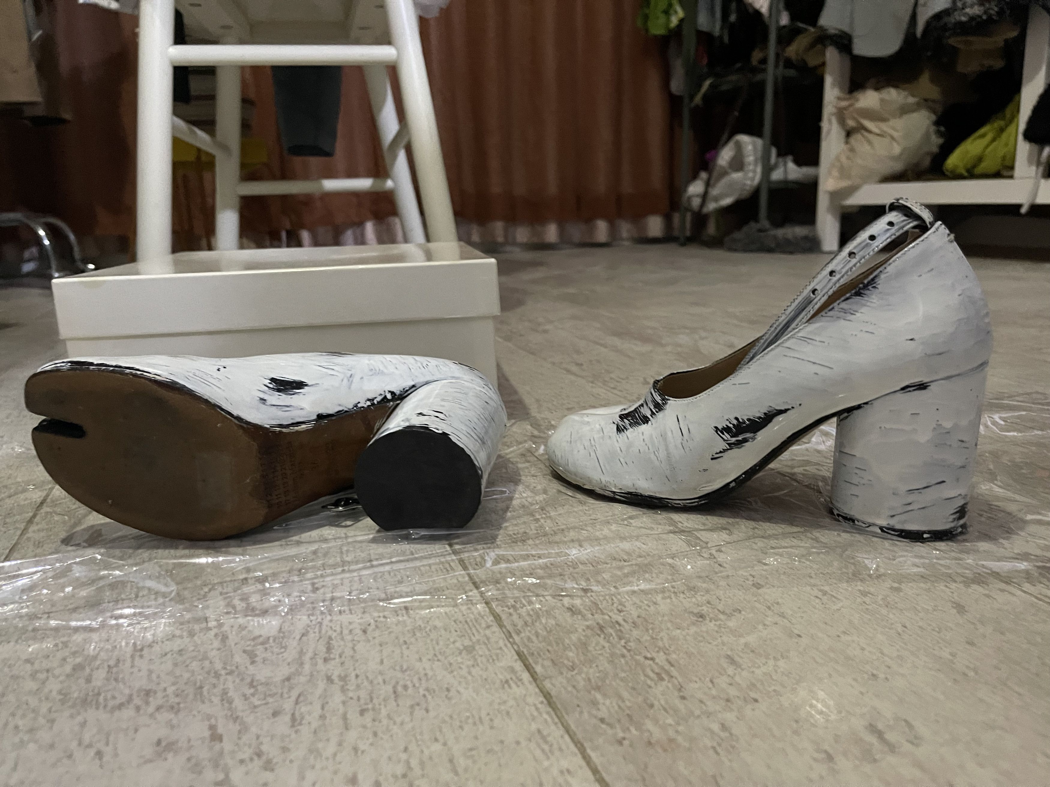Maison Margiela Maison Margiela Tabi Mary Jane Heels Size US 6 / IT 36 - 8 Thumbnail
