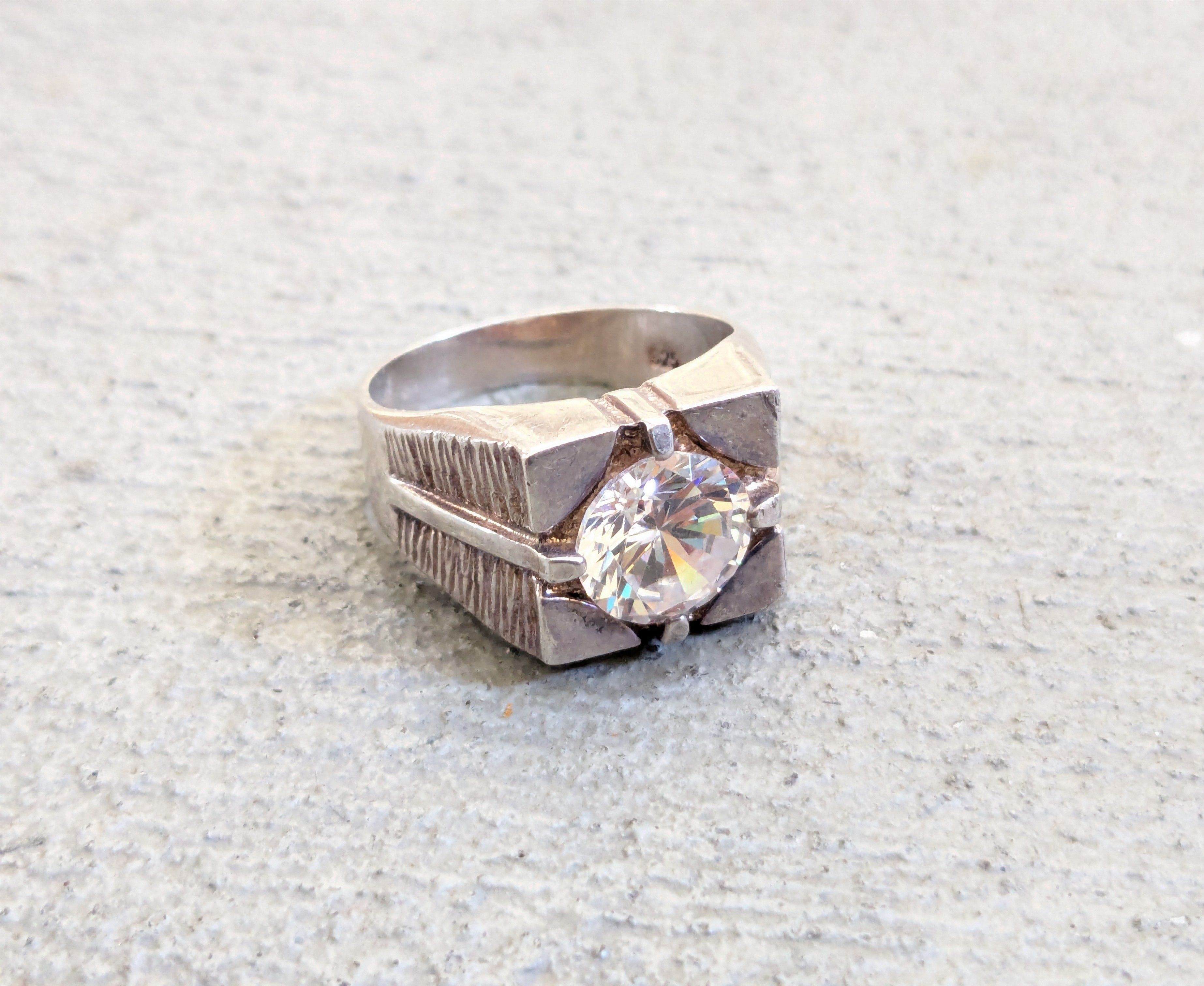 Vintage Vintage Sterling Silver Ring CZ 11 Round Modern Abstract Size ONE SIZE - 1 Thumbnail