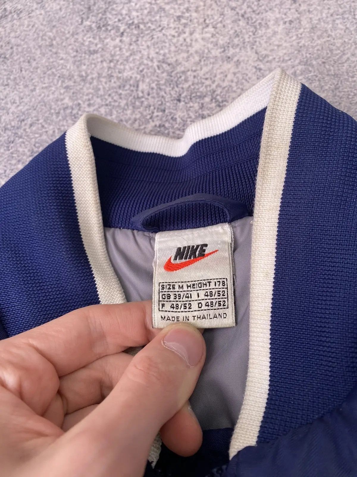 Nike × Vintage Vintage Nike Big Logo Navy 90s style Jacket Size US M / EU 48-50 / 2 - 8 Thumbnail