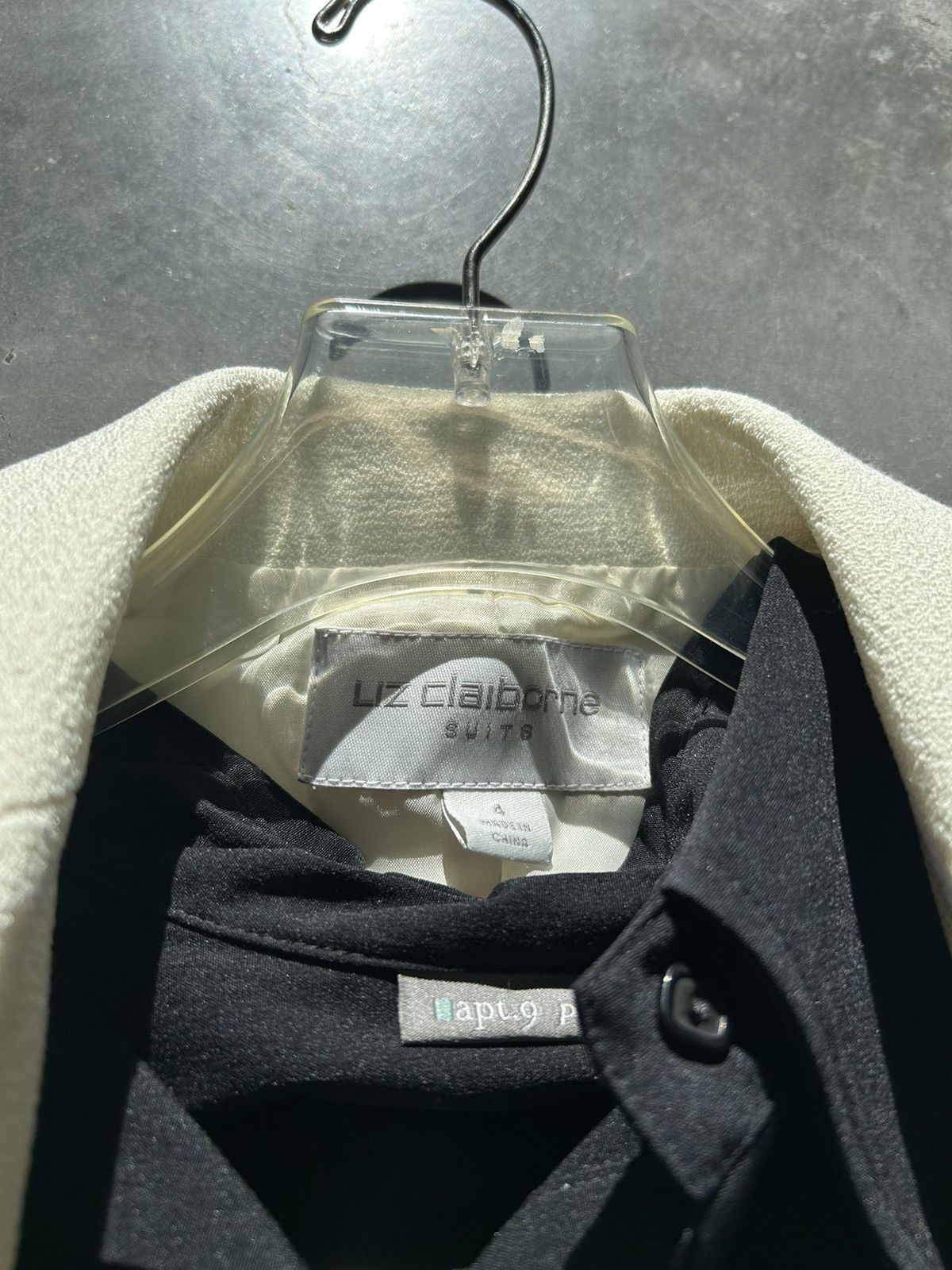 Vintage Brand new white Liz Claiborne suit Size S / US 4 / IT 40 - 3 Thumbnail