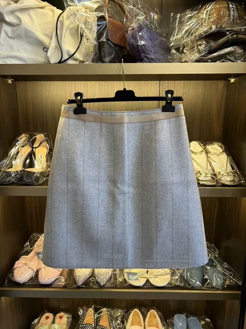 Loro Piana Loro Piana Skirt, 100% cashmere with lamb leather trim Size S / US 4 / IT 40 - 3 Thumbnail