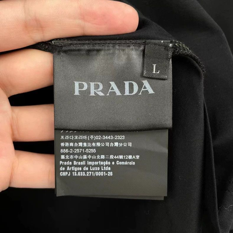 Prada Prada Hem glue label zipper jacket 2501-Nextarrow Size US L / EU 52-54 / 3 - 4 Thumbnail