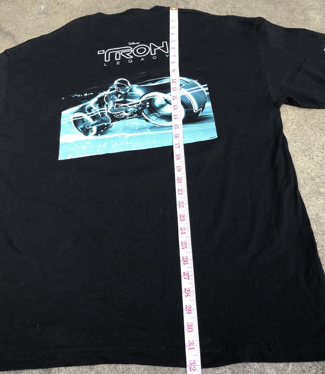 Disney × Vintage Vintage Y2K Tron Legacy Daft Punk Disney Promo Movie Tee Size US XL / EU 56 / 4 - 11 Thumbnail