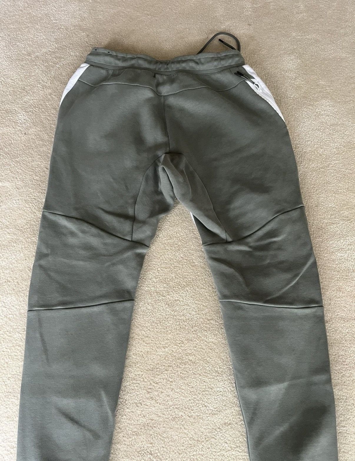 Nike Nike Tech Joggers Size US 32 / EU 48 - 3 Thumbnail