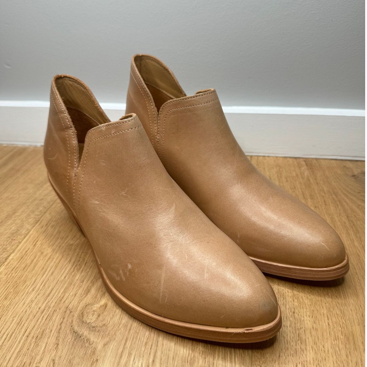 Nisolo NEW Nisolo Classic Ankle Bootie Almond Brown Tan Leather Size US 8.5 / IT 38.5 - 3 Thumbnail