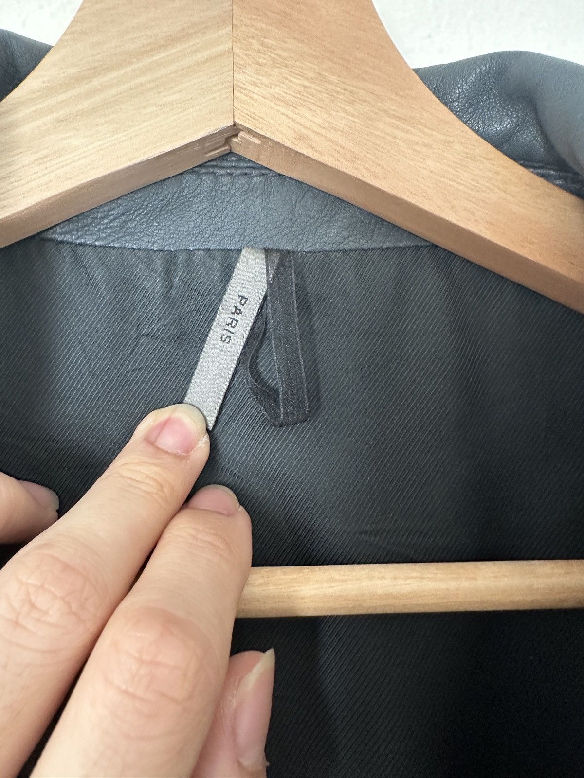 Dior × Hedi Slimane AW06 dior homme cross pocket calfskin leather jacket Size US XS / EU 42 / 0 - 7 Thumbnail