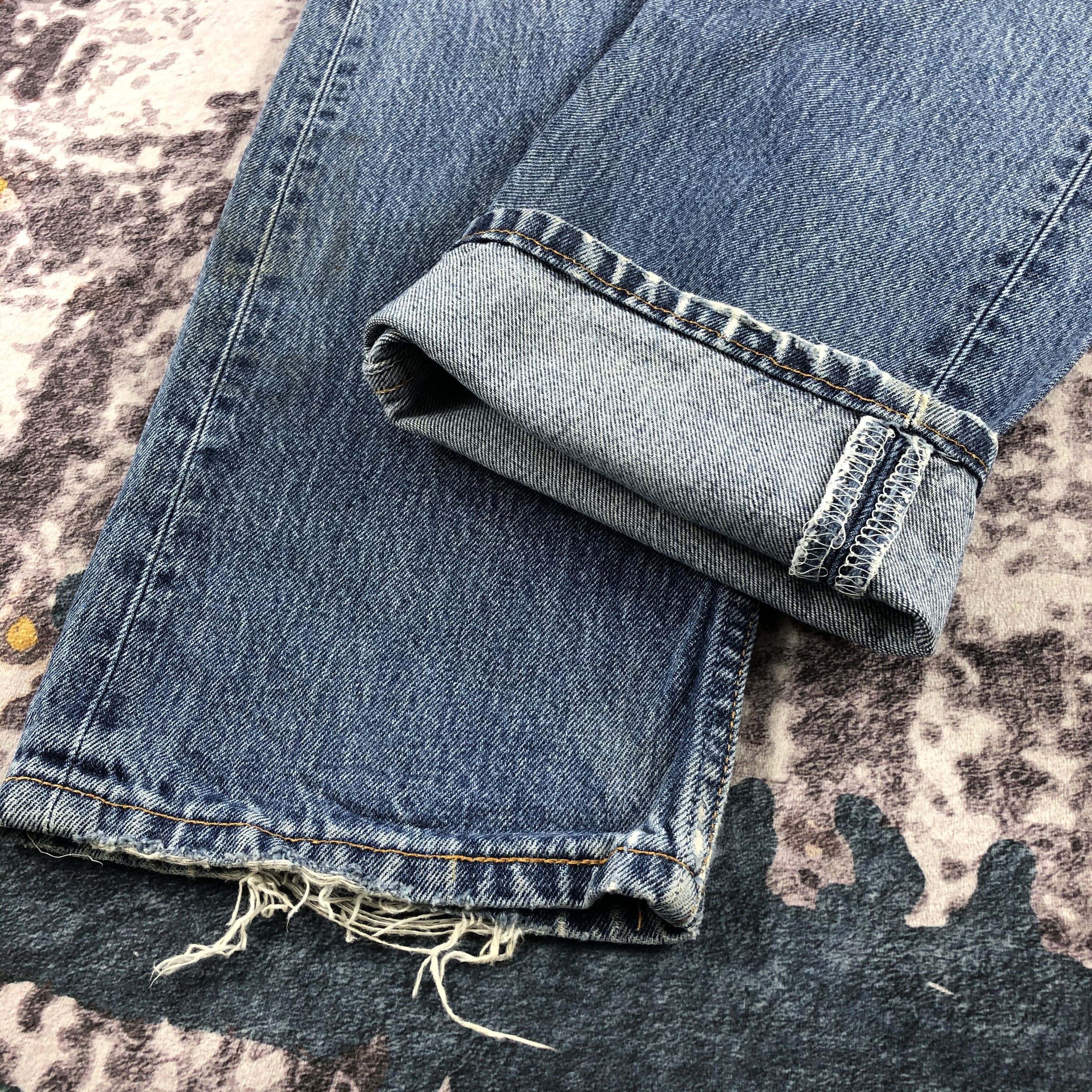 Levi's × Vintage Vintage 90s Blue Wash Levis 501 Jeans-JM2228 Size US 35 - 9 Thumbnail