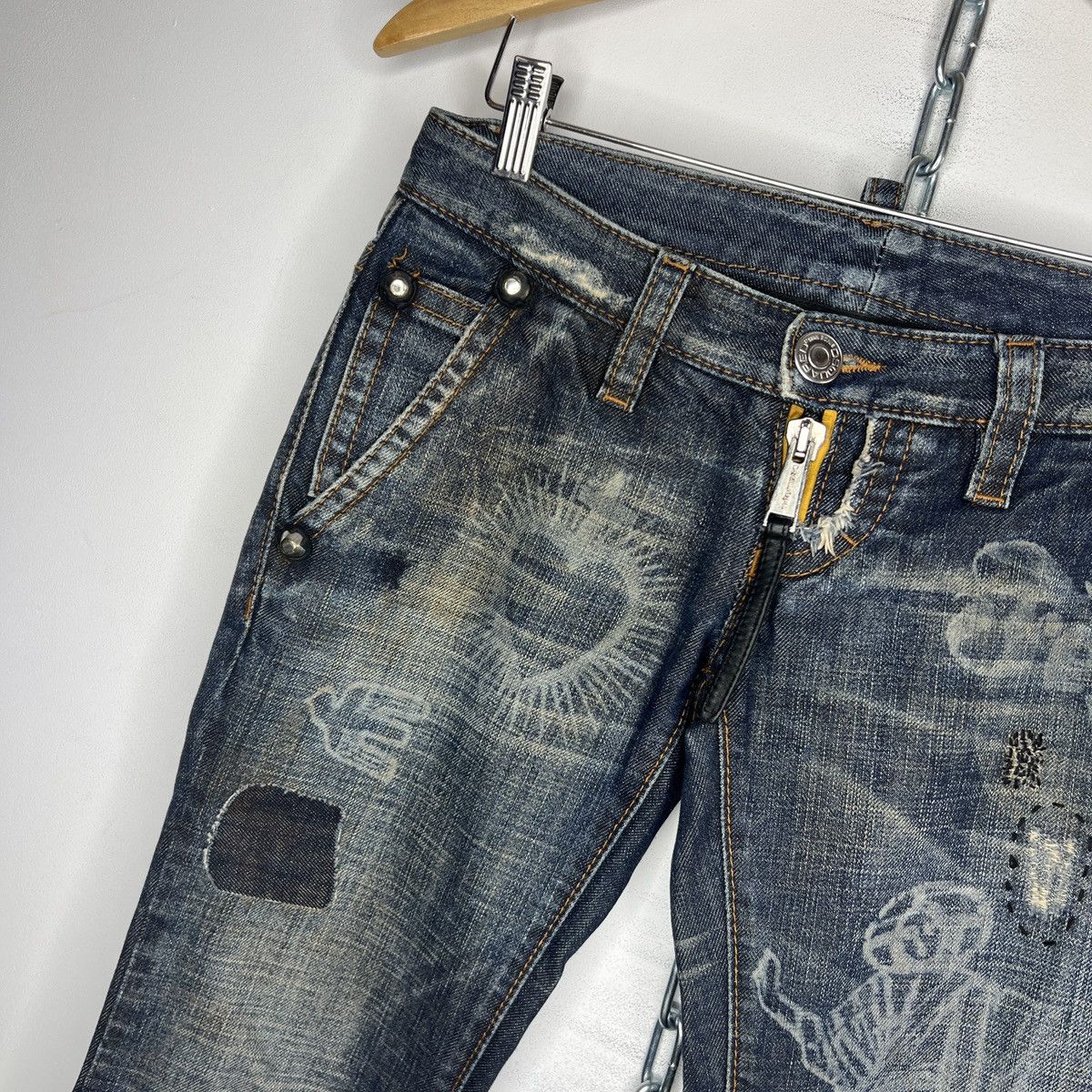 Dsquared2 × Japanese Brand × Vintage Vintage Dsquared2 Distress Denim Jeans Jesus Hope Y2K Size 27" / US 4 / IT 40 - 5 Thumbnail