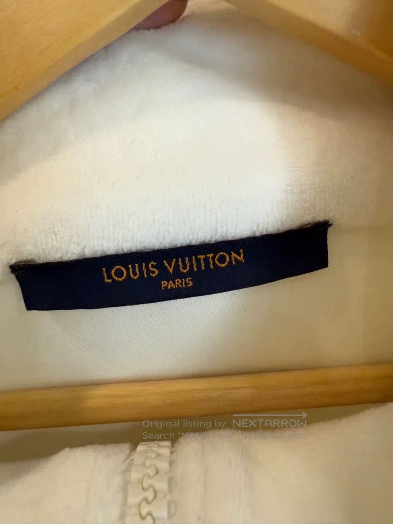 Louis Vuitton Louis Vuitton White velour half zip sweatshirt Size US M / EU 48-50 / 2 - 5 Thumbnail