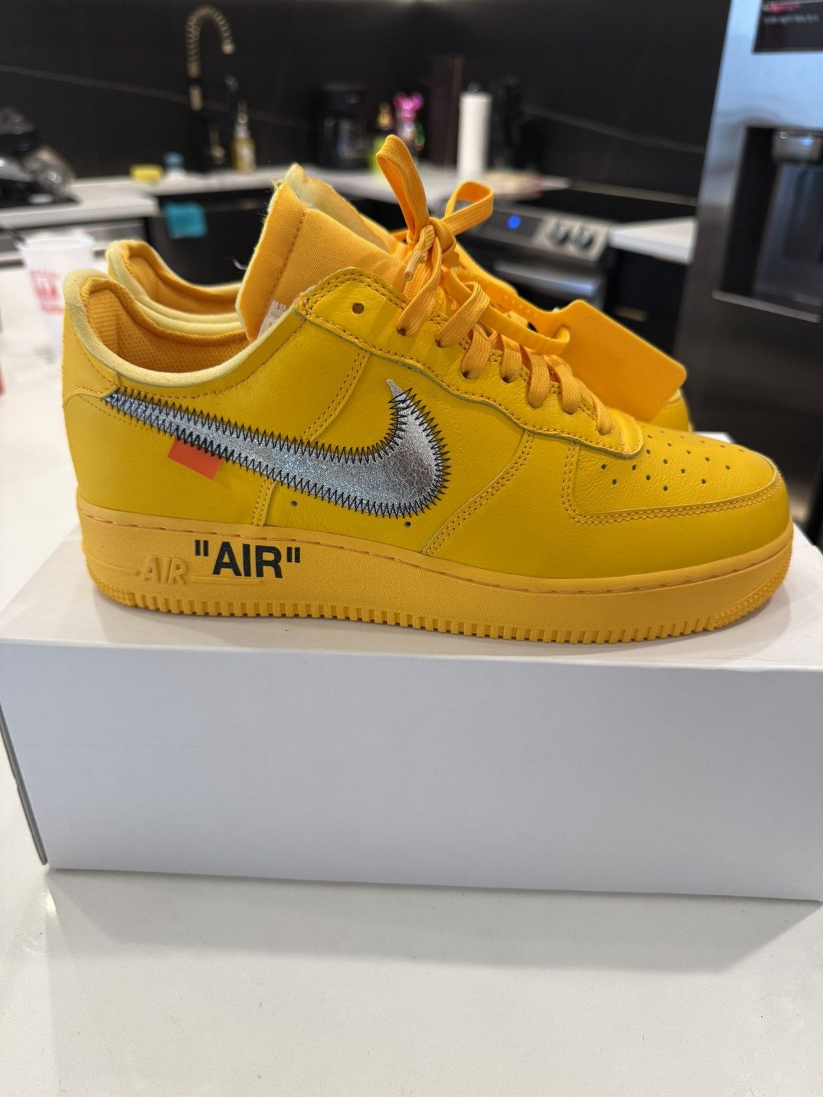 Nike × Off-White Nike Air Force 1 x Off White Size US 9 / EU 42 - 1 Thumbnail