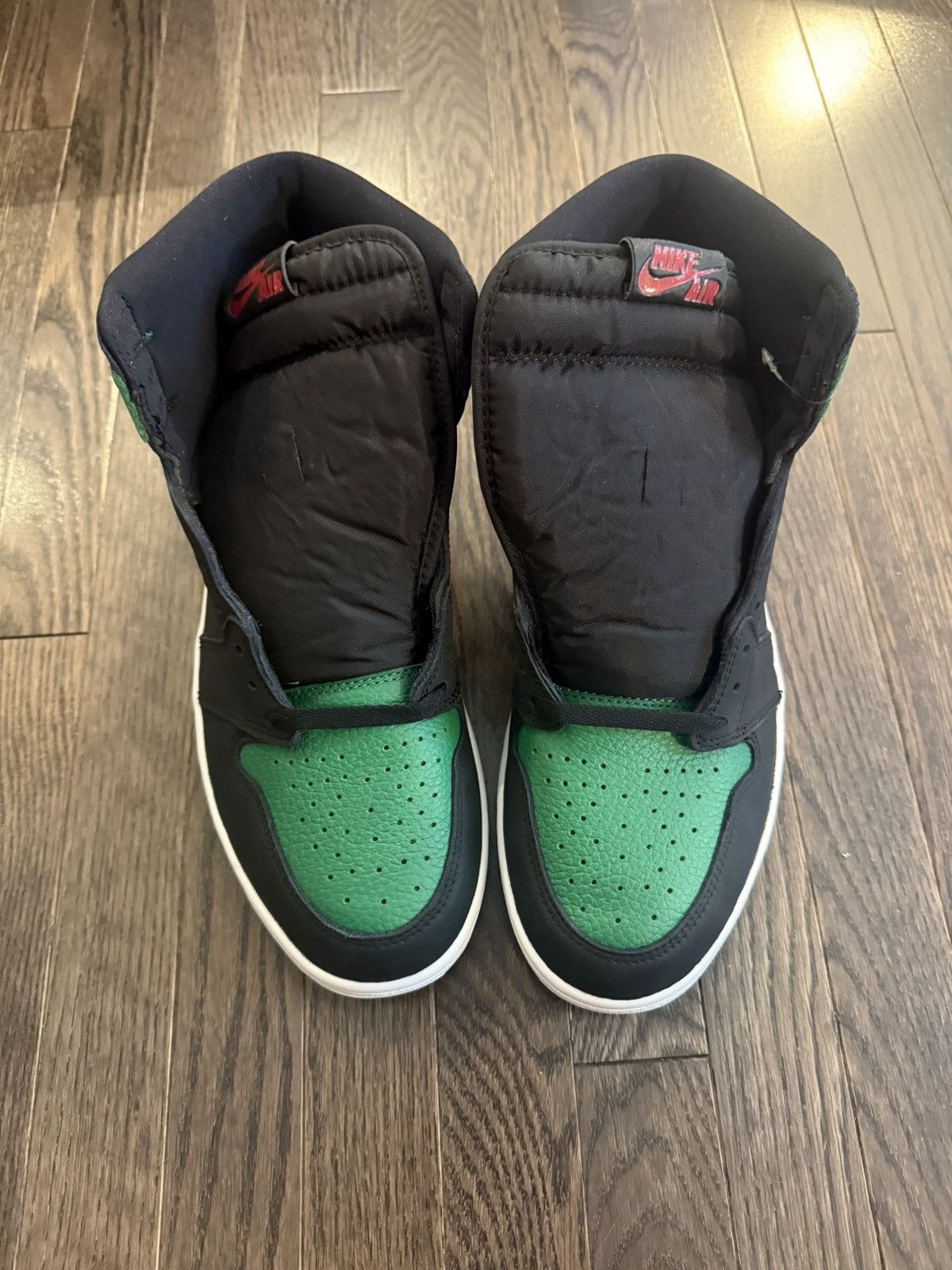 Jordan Brand Nike Air Jordan 1 Retro High Pine Green Black 555088-030 Size US 11 / EU 44 - 5 Thumbnail