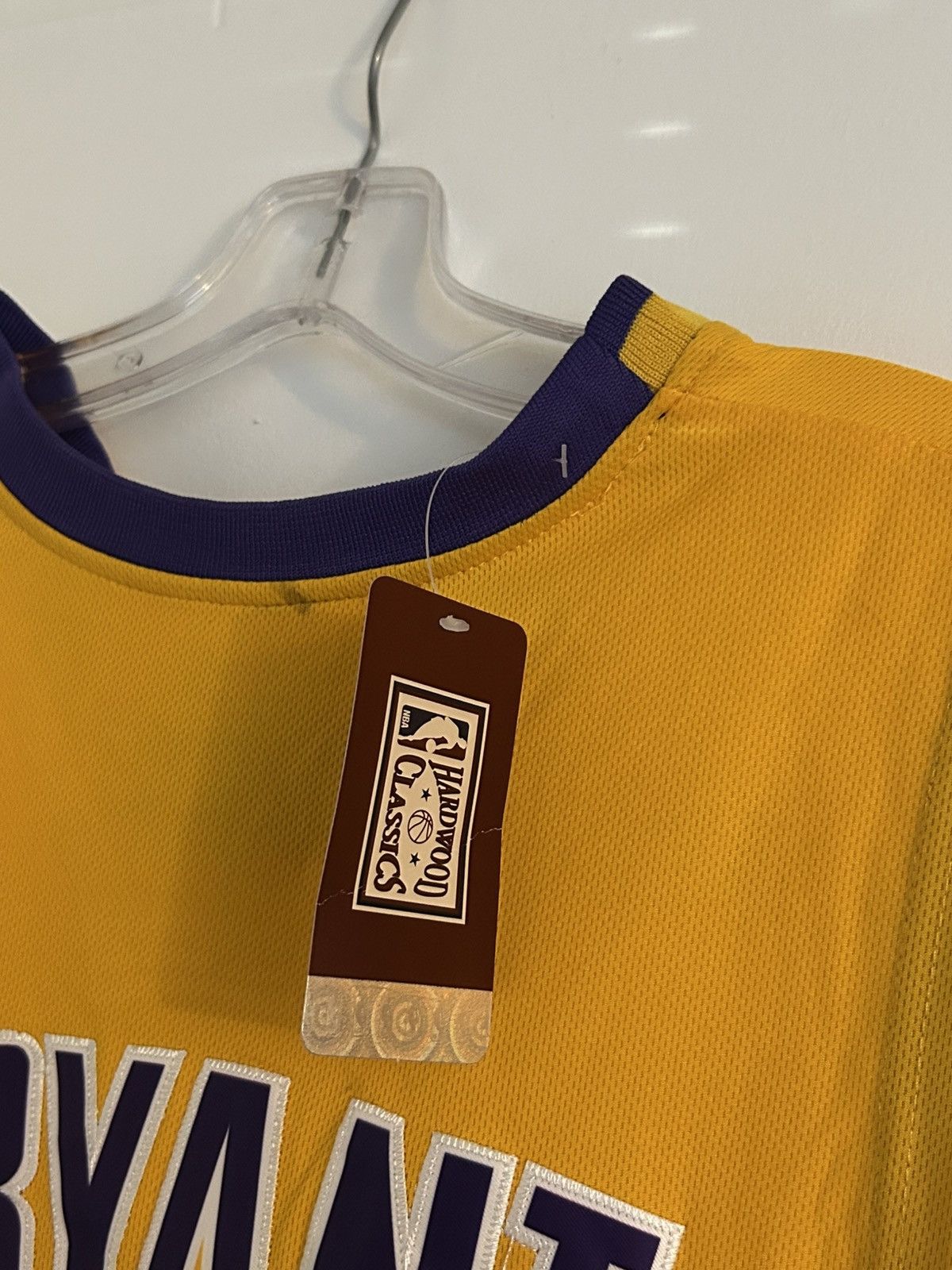 Mitchell & Ness Kobe Bryant Signed Lakers Jersey with COA Hologram Size US XL / EU 56 / 4 - 7 Thumbnail