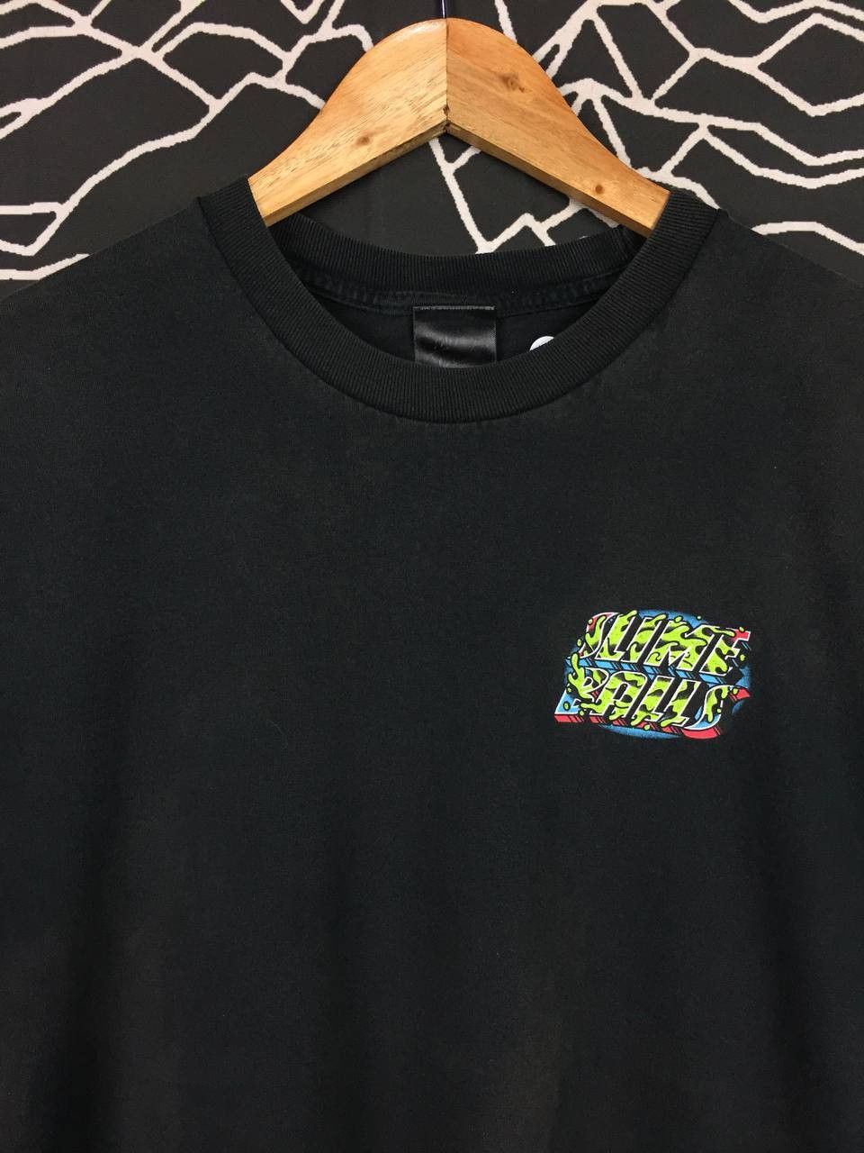 Santa Cruz Skateboards Distressed Santa Cruz Skateboards Slim Balls Tee Size US M / EU 48-50 / 2 - 7 Thumbnail