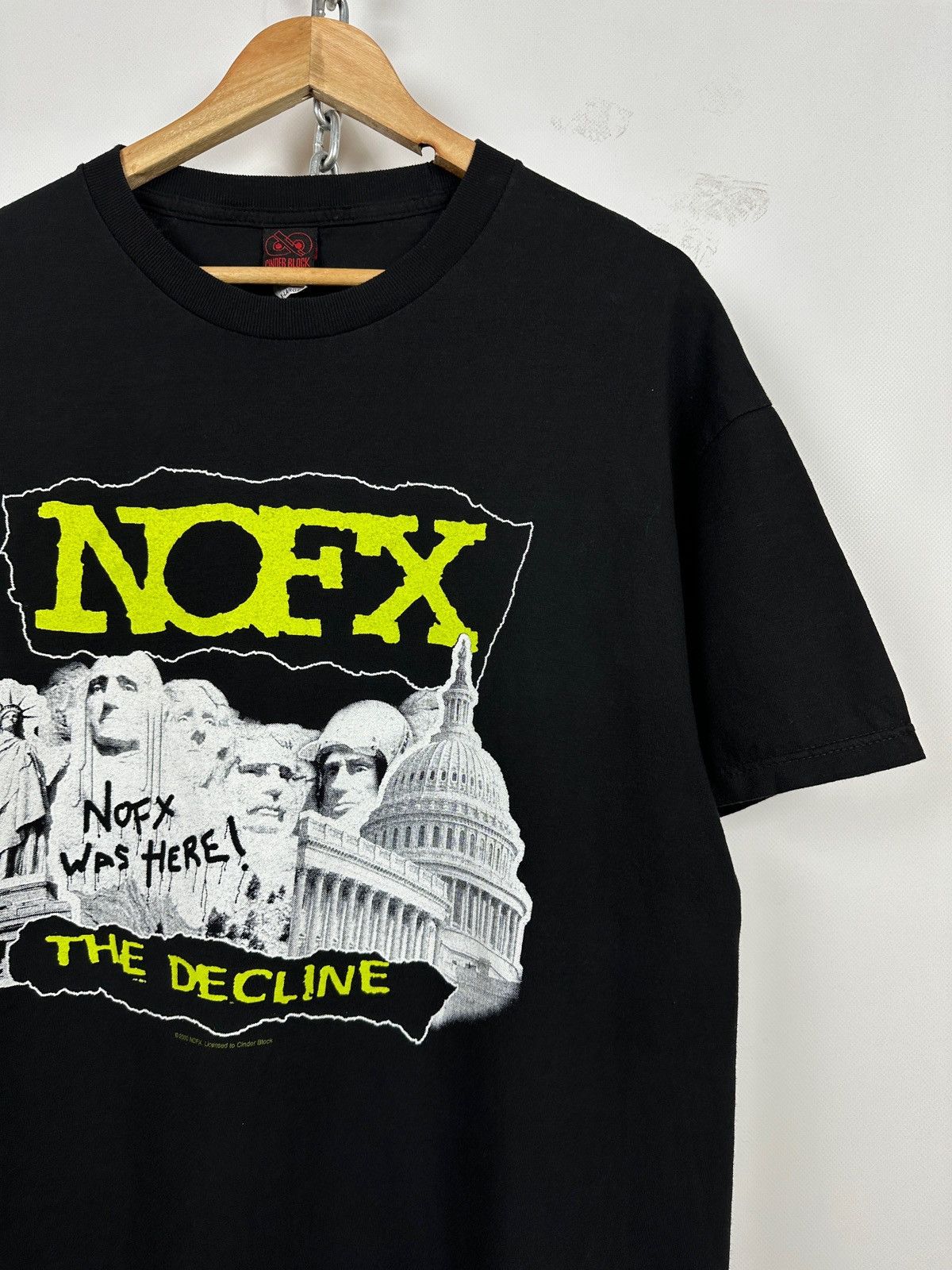 Band Tees 2000 Vintage NOFX The Decline Band T-Shirt Size US XL / EU 56 / 4 - 6 Thumbnail