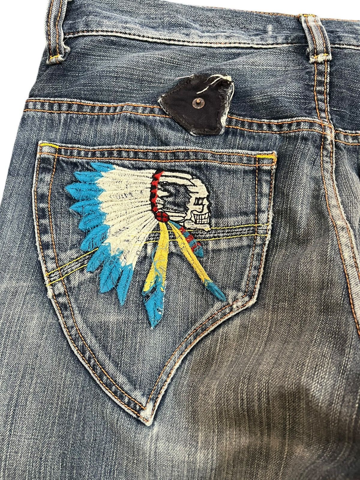 Edwin Vintage Rush Hour Red Indian Embroidded Buckle Belt Denim Size US 33 - 8 Thumbnail