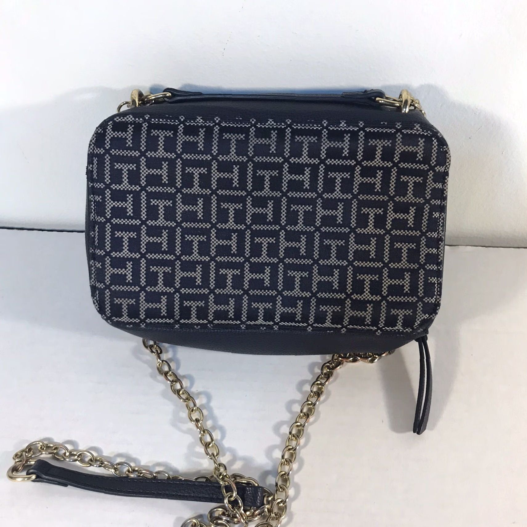 Tommy Hilfiger Tommy Hilfiger Logo Crossbody Bag - Small - Navy/Beige - Zip-Around - Women's Size ONE SIZE - 2 Thumbnail