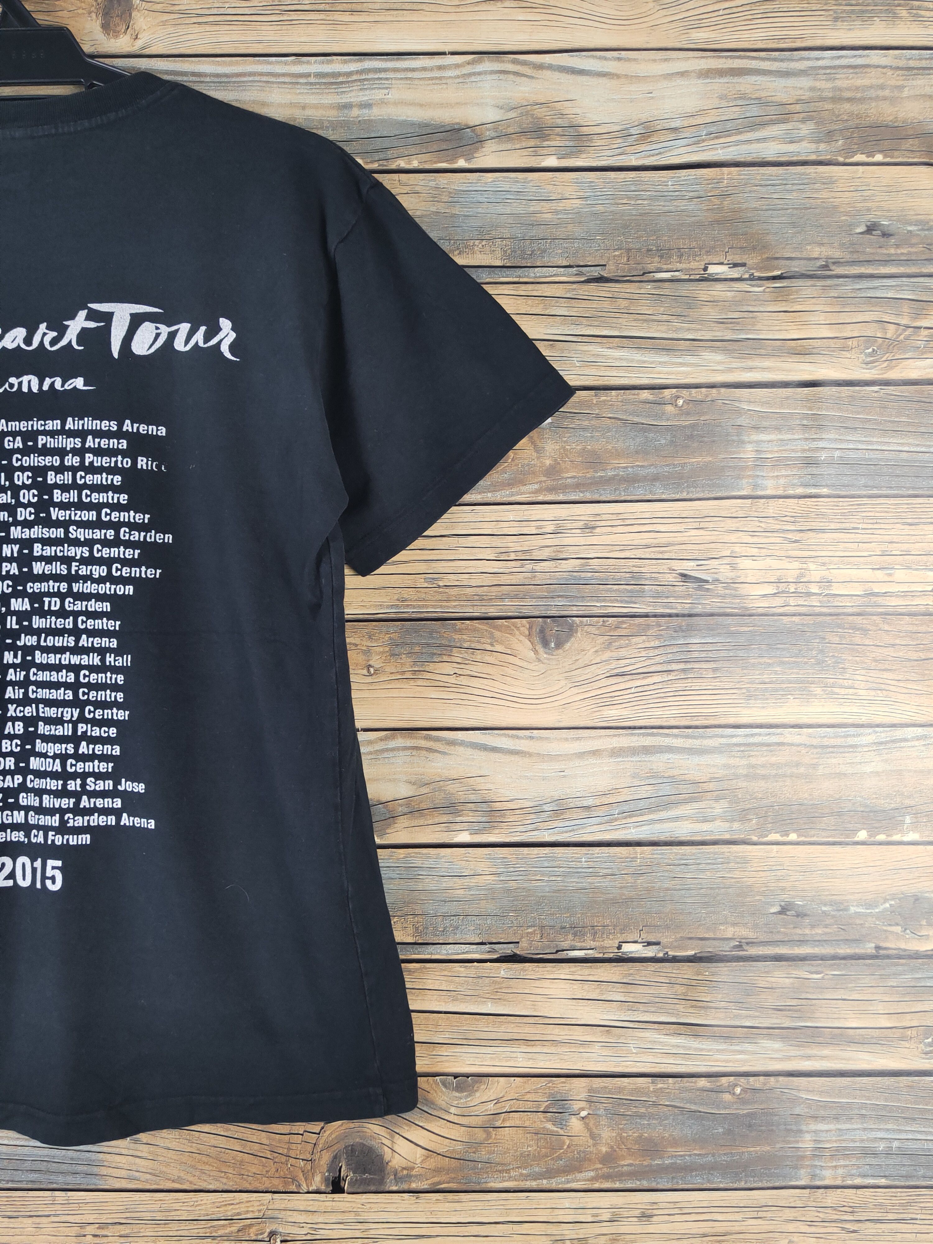 Band Tees DL Madonna tour band tee Short Sleeve T-shirt #2139 Size US M / EU 48-50 / 2 - 11 Thumbnail