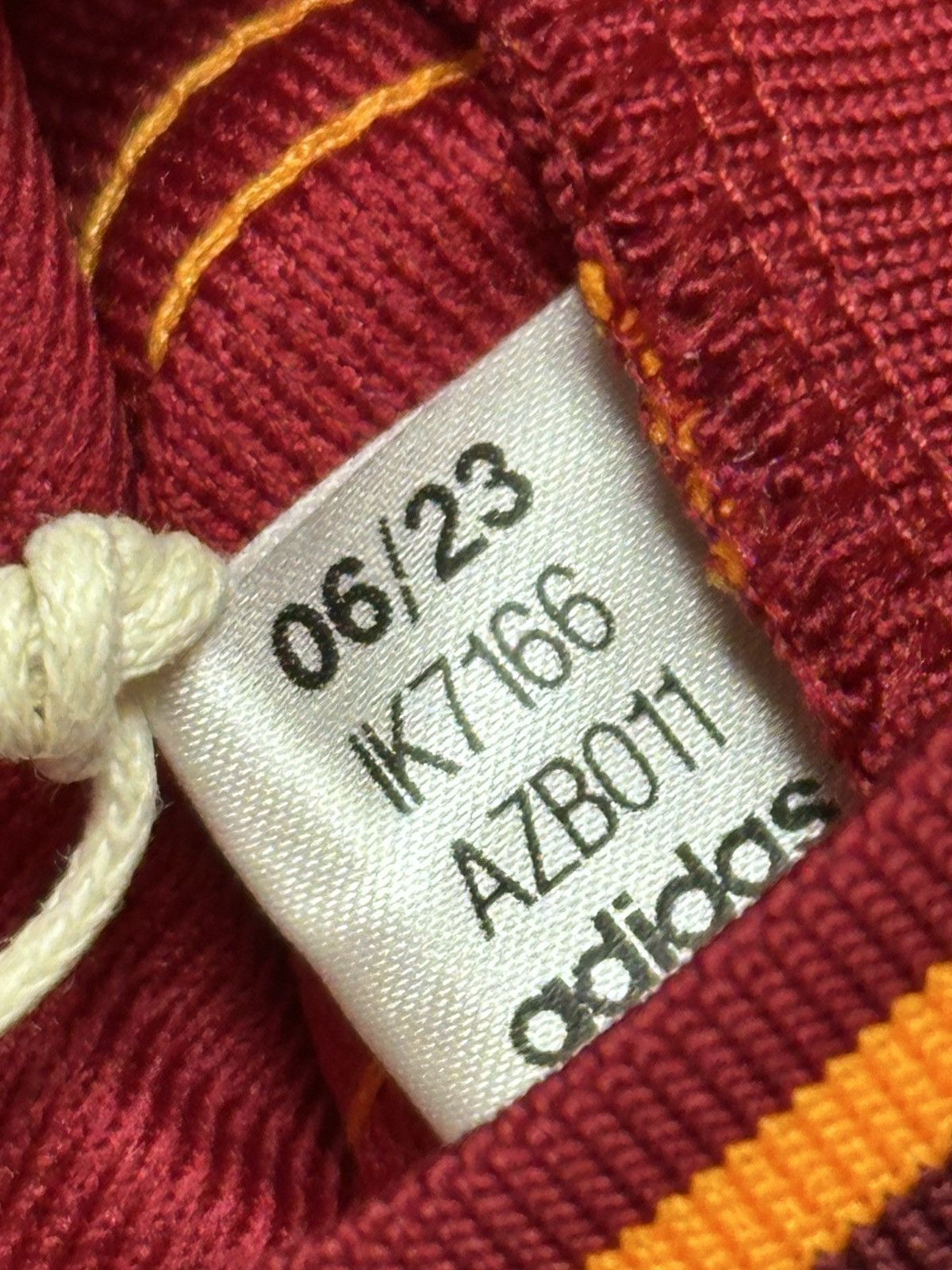 Adidas Roma 2023/24 Dybala Home Jersey Size US L / EU 52-54 / 3 - 6 Thumbnail