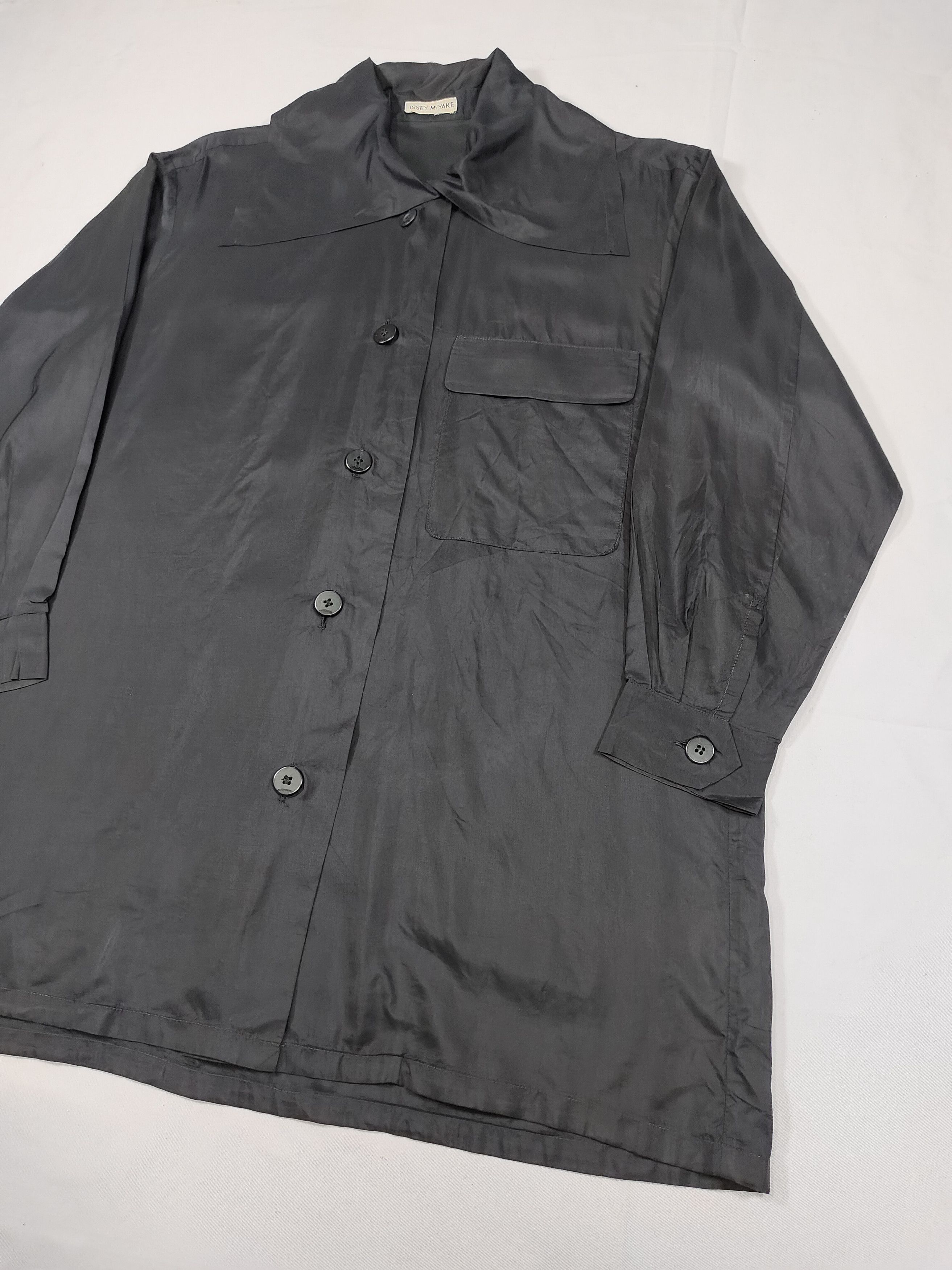 Issey Miyake 90s Issey Miyake🇯🇵 Sculptural Collar Oversized Satin Shirt Size L / US 10 / IT 46 - 8 Thumbnail
