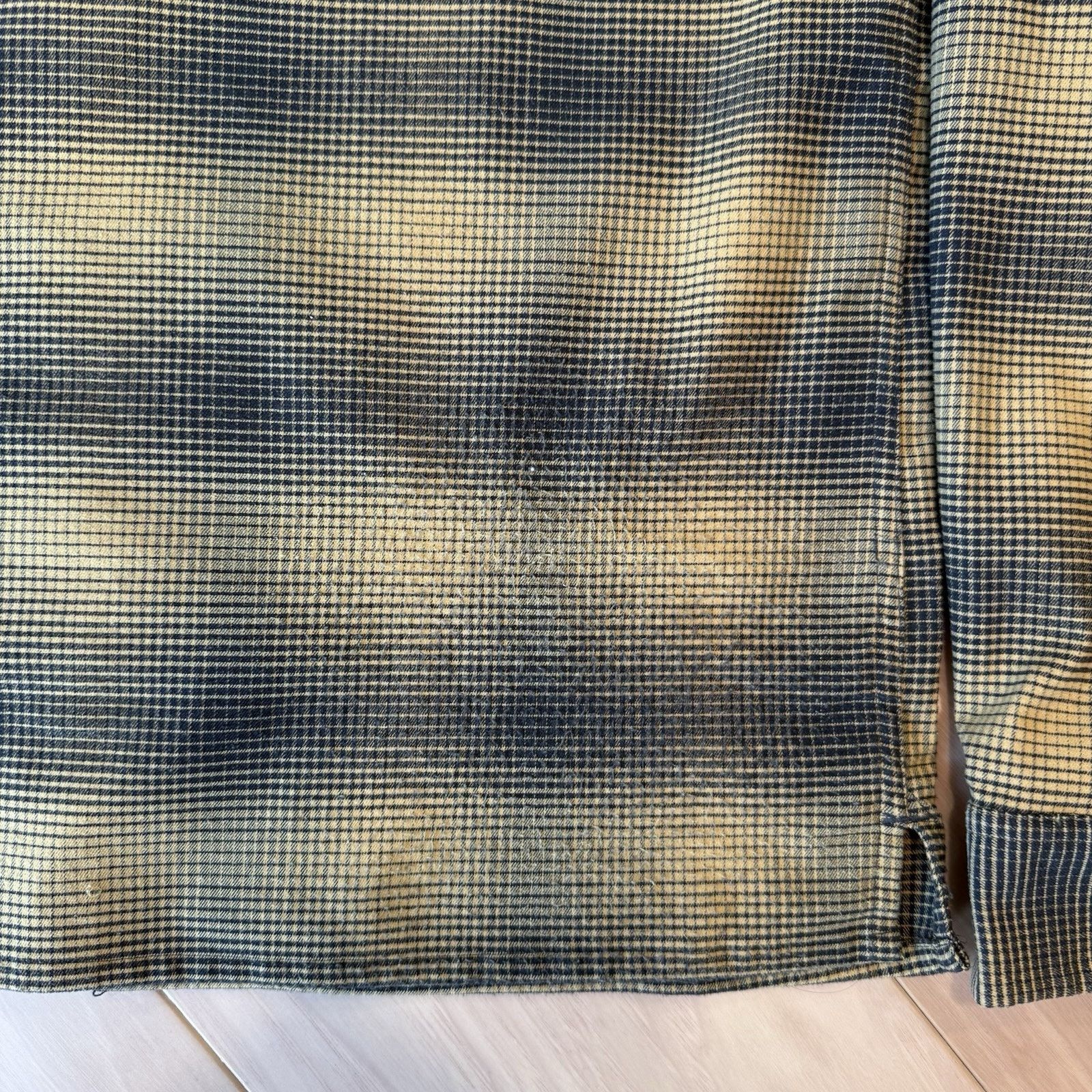 Lululemon Lululemon Mason Peak Flannel L Yellow Black Casual Button Size US L / EU 52-54 / 3 - 9 Thumbnail