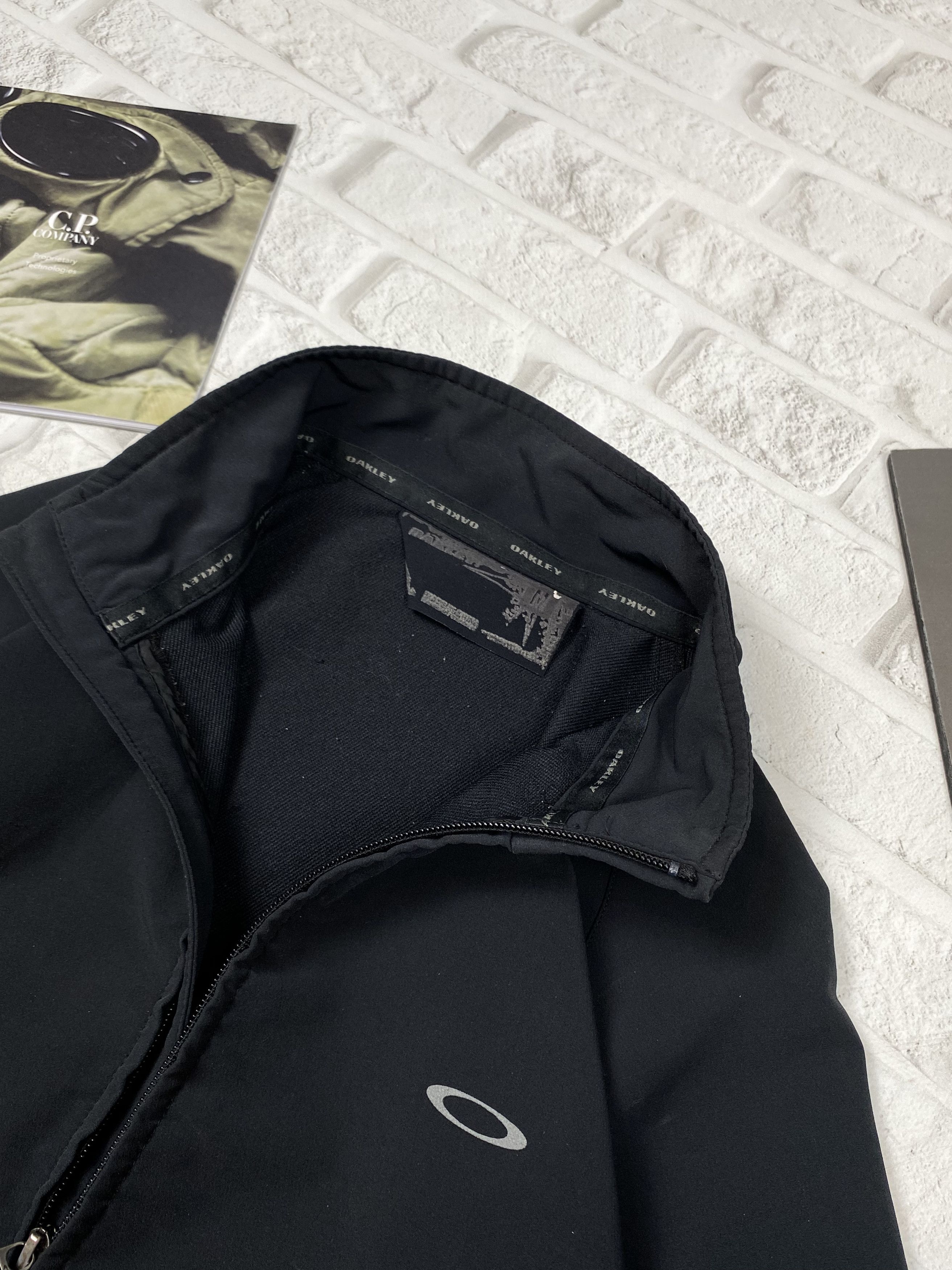 Oakley Oakley Jacket Men's Icon Soft Shell Full Zip Logo Size M Size US M / EU 48-50 / 2 - 19 Thumbnail