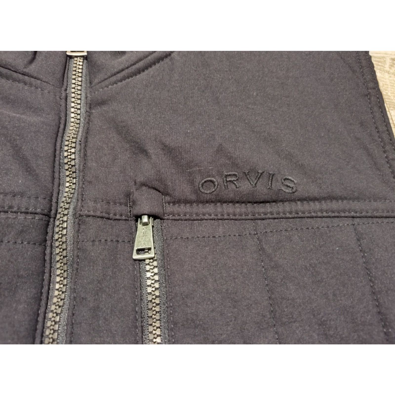 Orvis Orvis Quilted Vest Jacket Zip Up Front 1174138 Black Men’s Size Large EUC Size US L / EU 52-54 / 3 - 4 Thumbnail