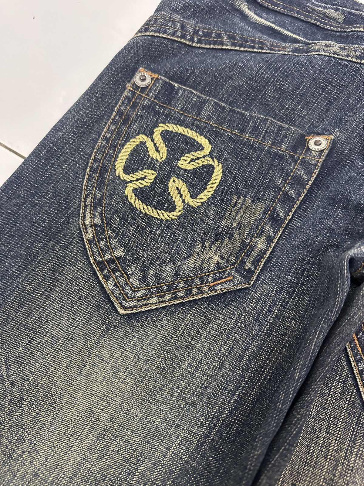 Japanese Brand × Vintage Cross Distressed Jeans Size US 33 - 8 Thumbnail